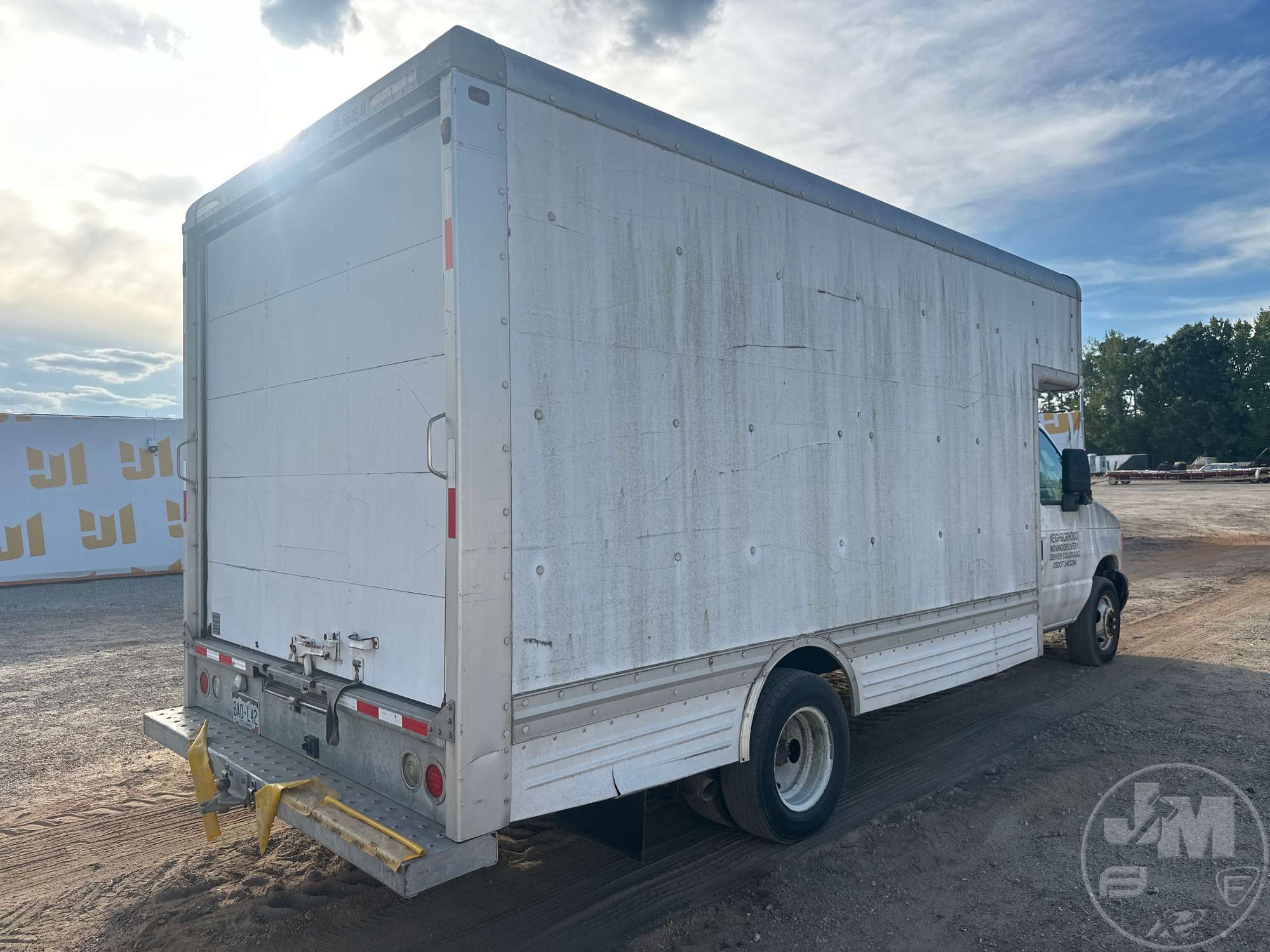 2007 Ford E-450