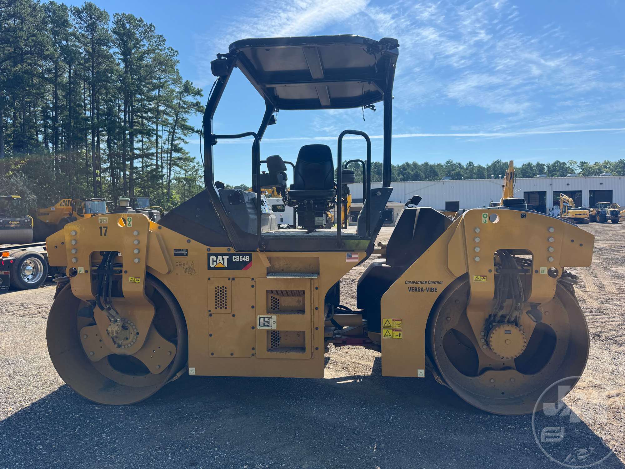 2016 Caterpillar CB54B