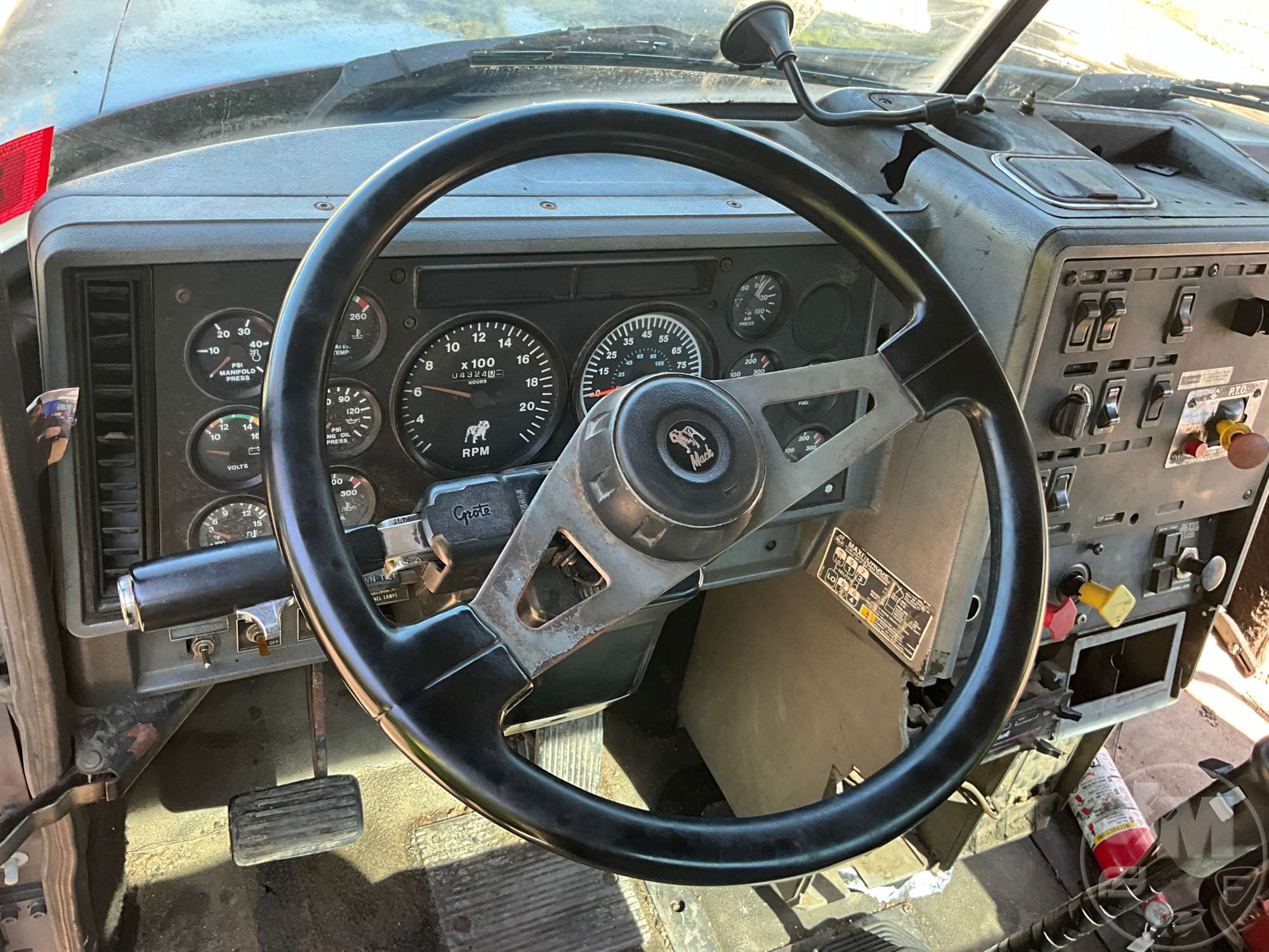 1996 Mack CH