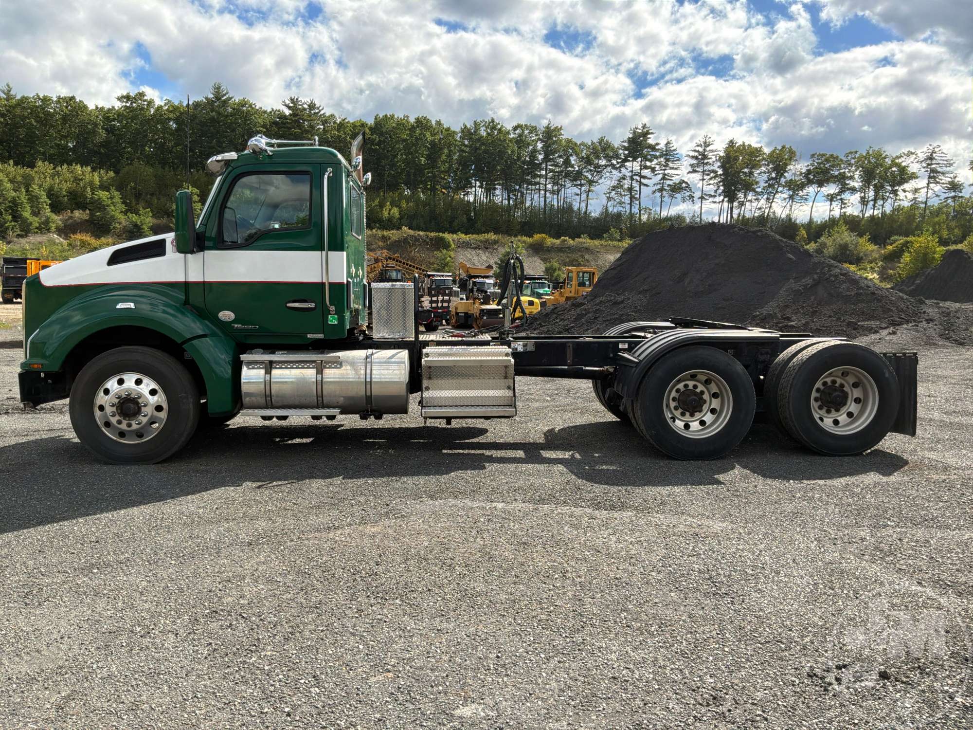 2020 Kenworth T880