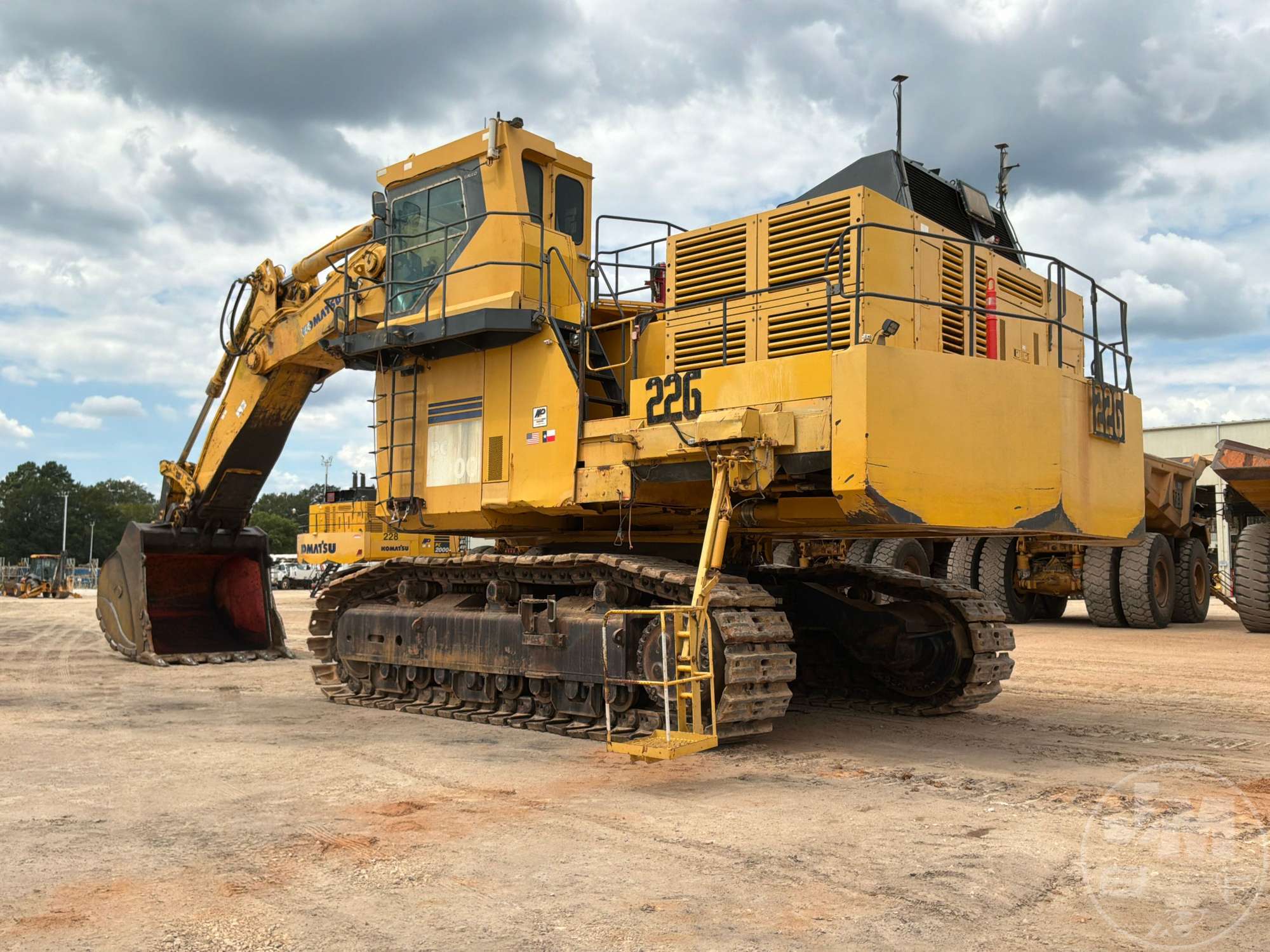 2007 Komatsu PC-2000