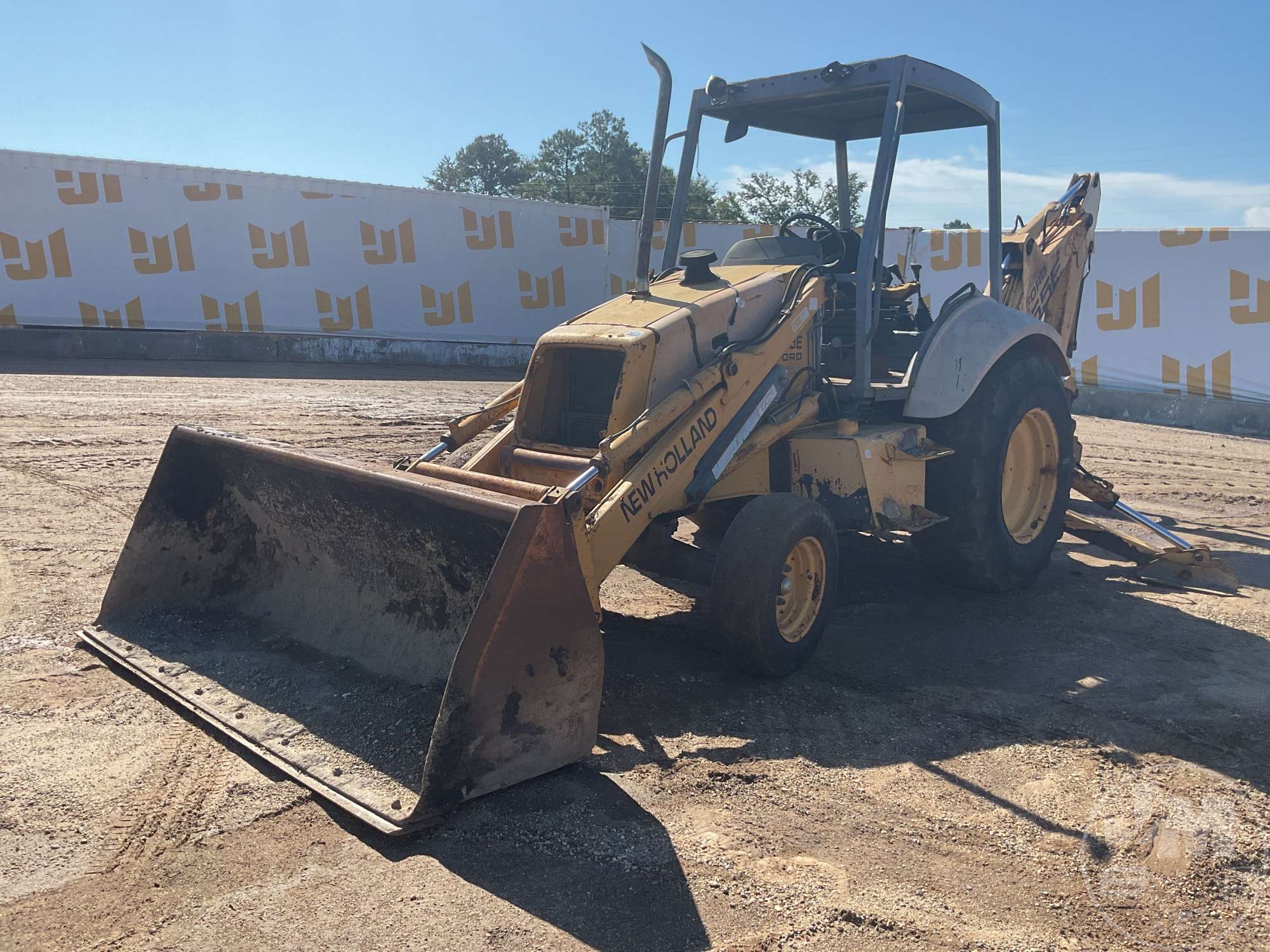 1998 New Holland 555E
