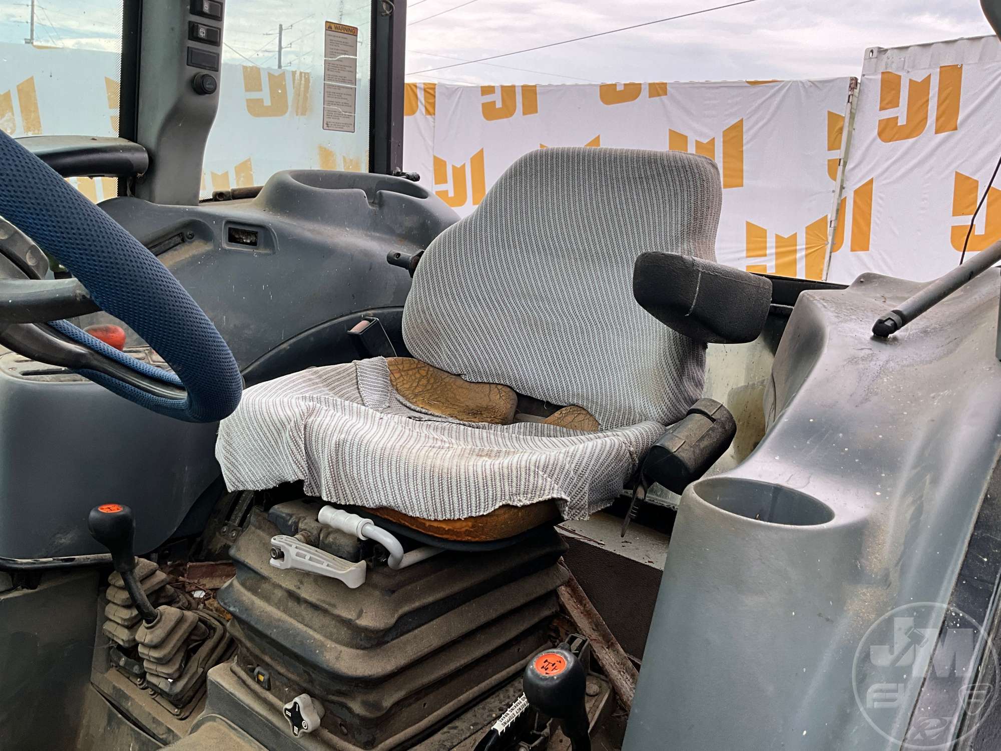 0 New Holland TN70D