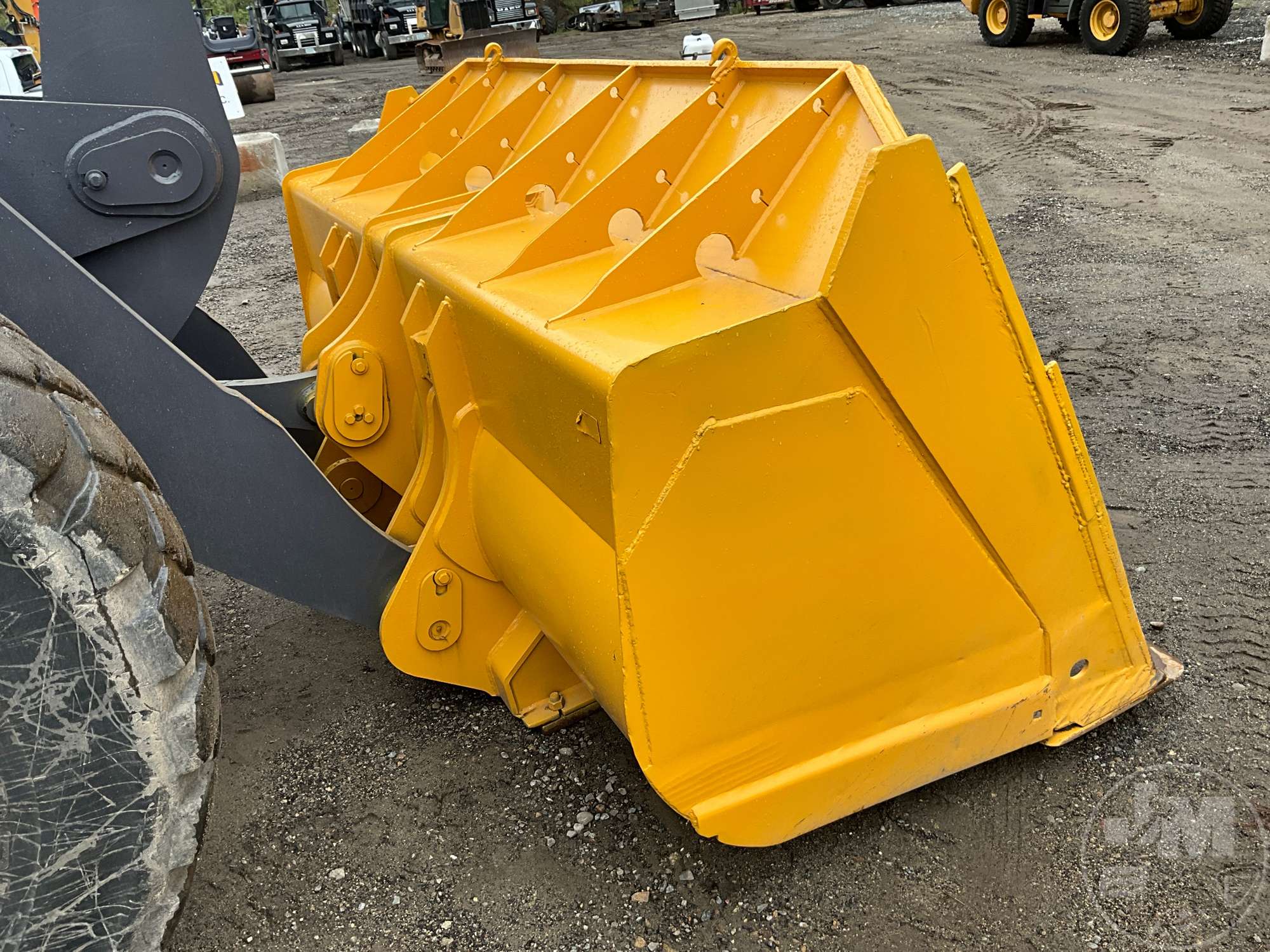 2012 John Deere 744K