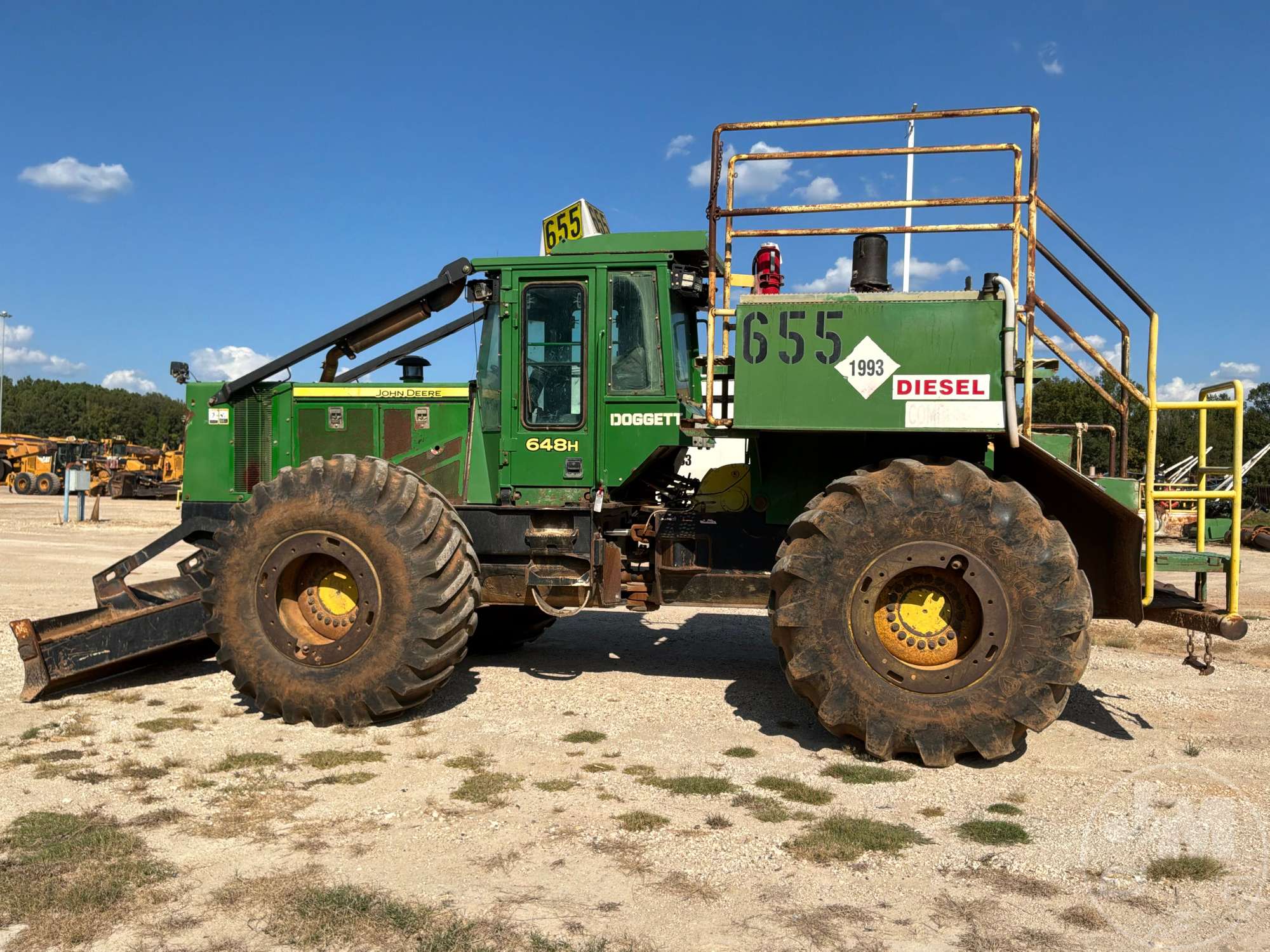 0 John Deere 648H