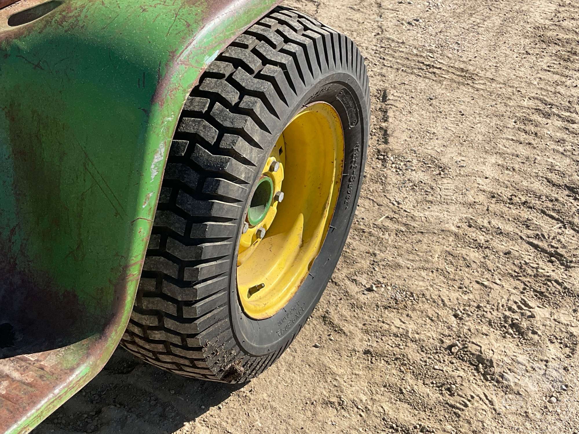 1973 John Deere 112