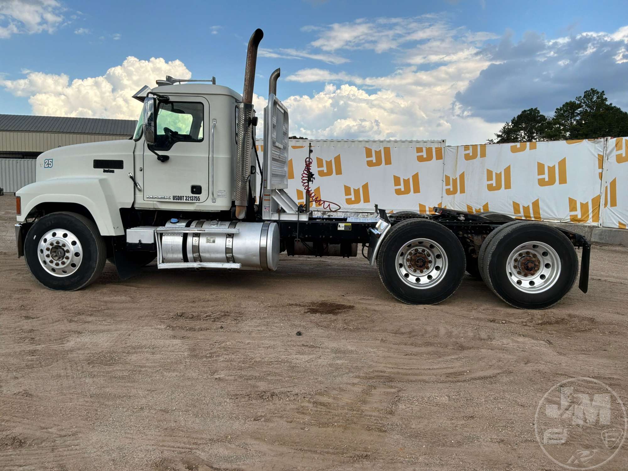 2016 Mack CHU PINNACLE