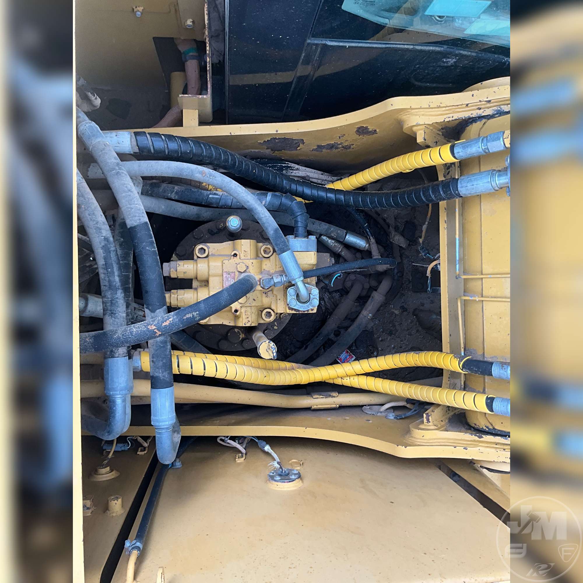 2011 Caterpillar 320DL