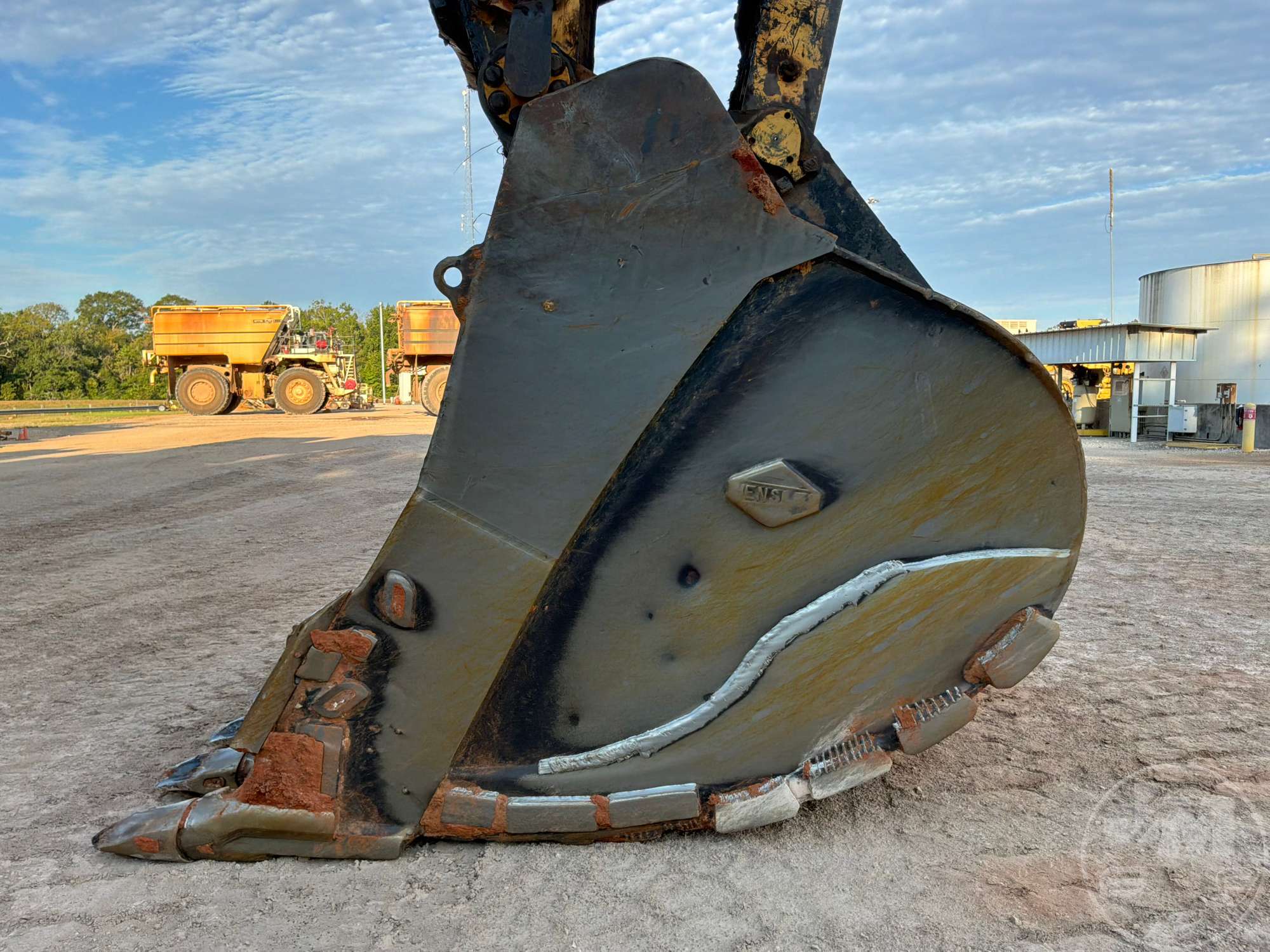 2007 Komatsu PC-2000