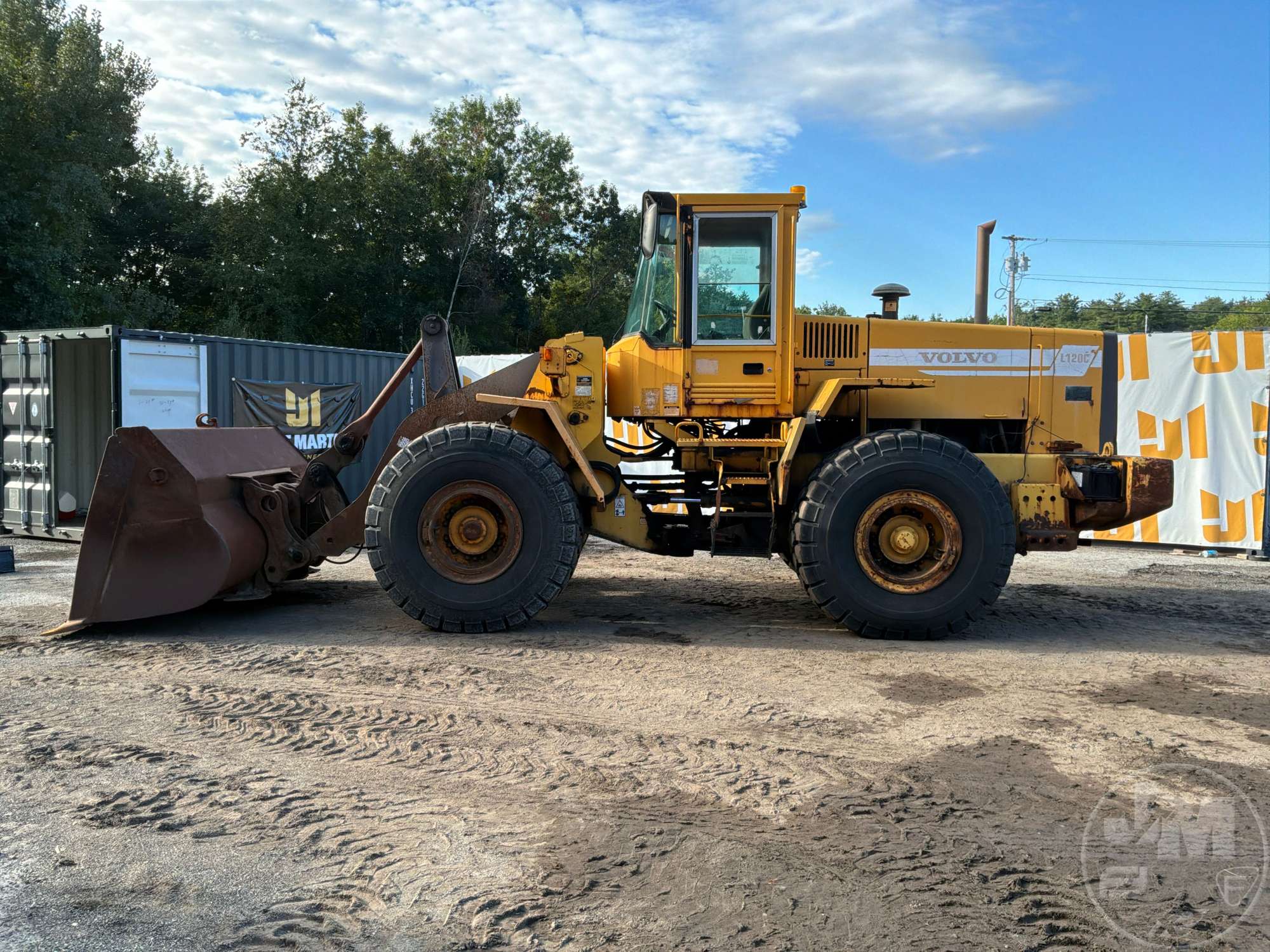 1999 Volvo L120C