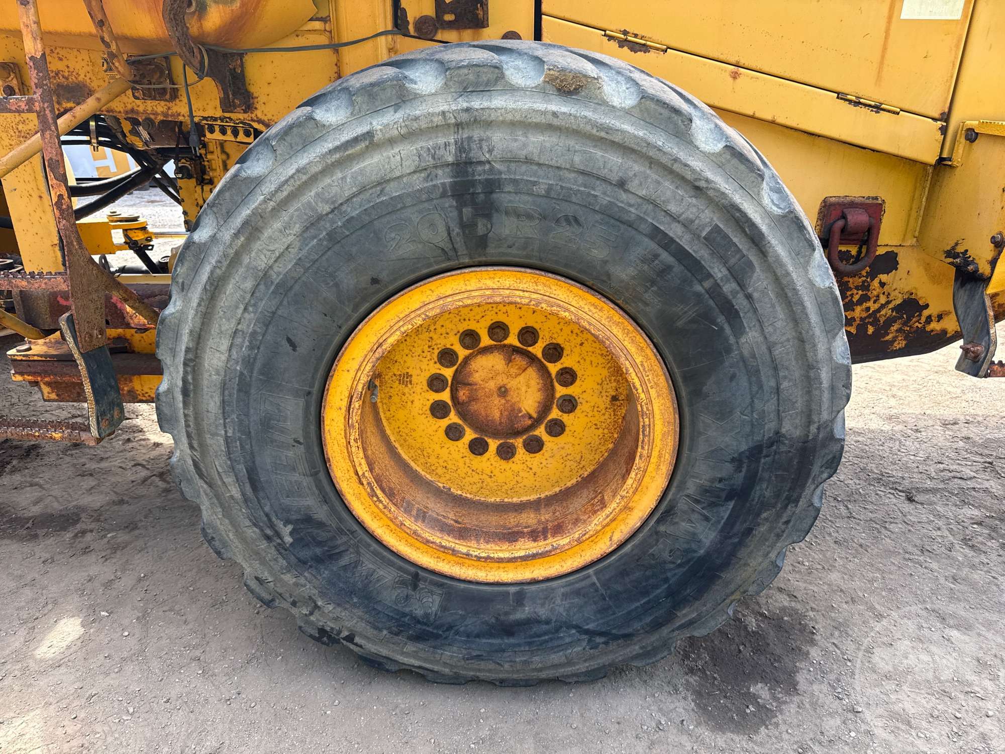 2001 John Deere 624H