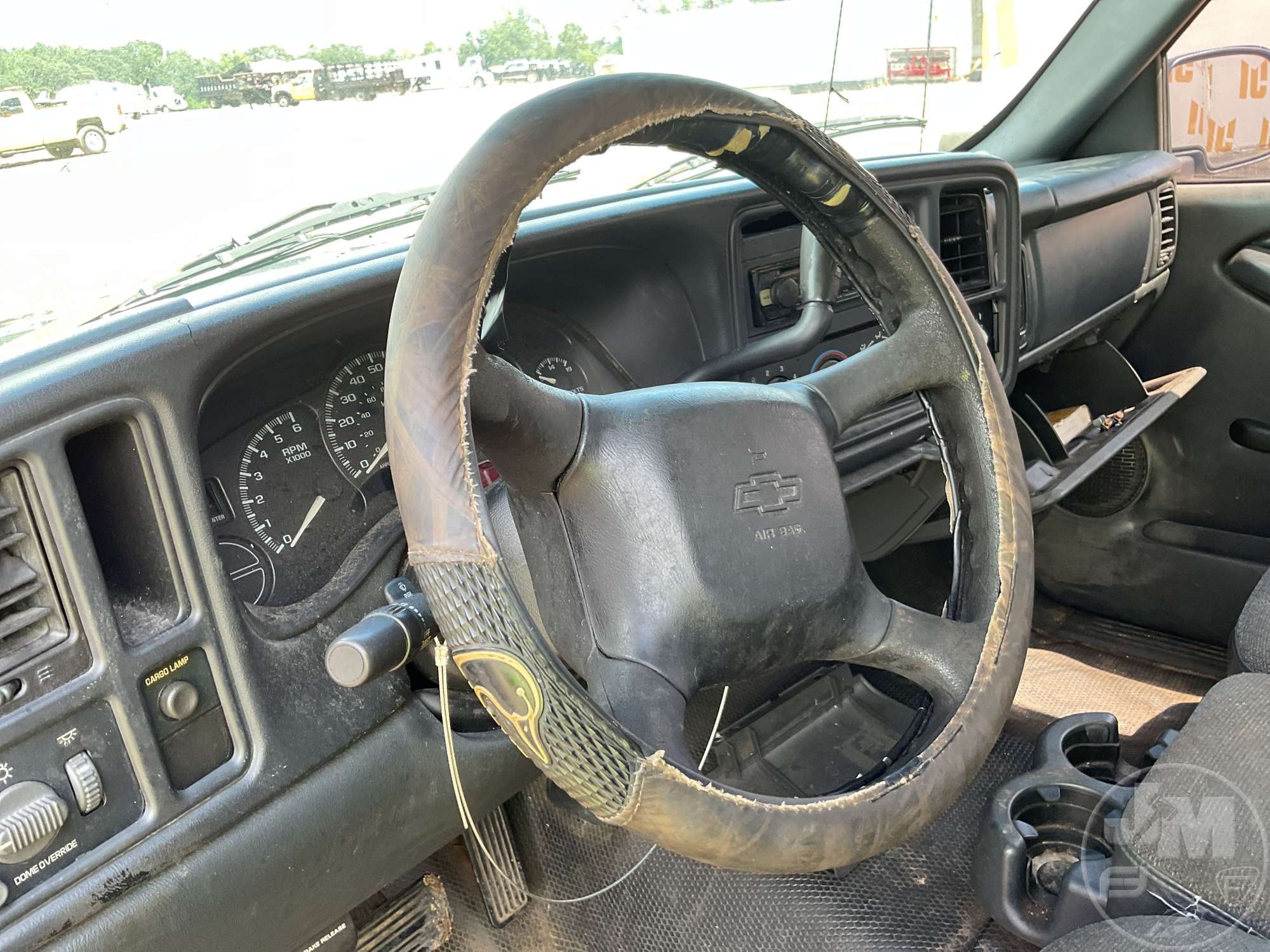 2002 Chevrolet SILVERADO