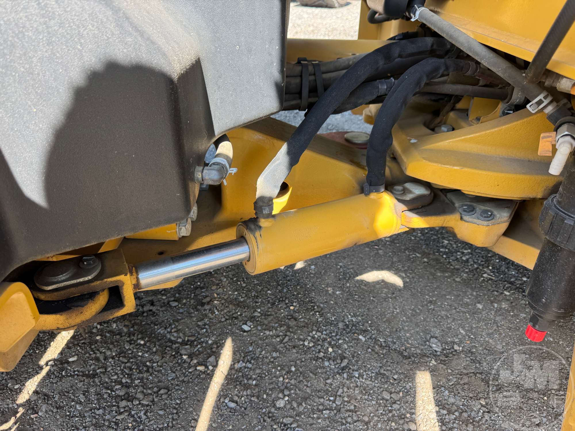 2016 Caterpillar CB54B