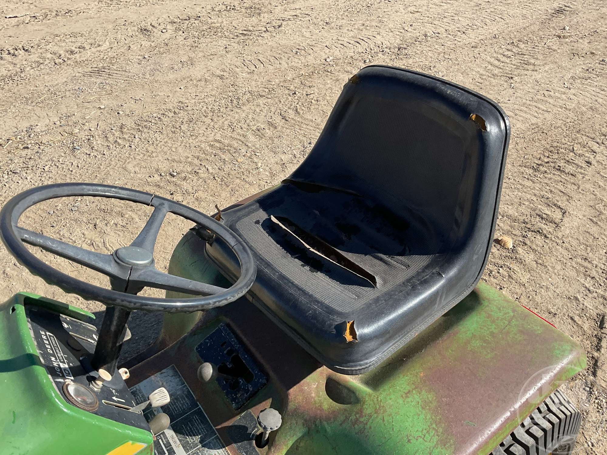 1973 John Deere 112