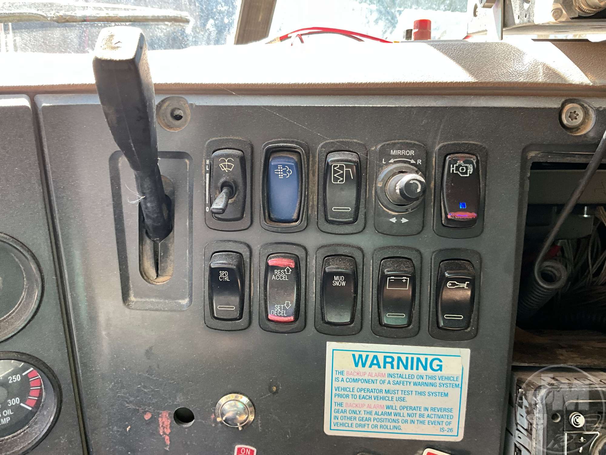 2012 Mack GU GRANITE