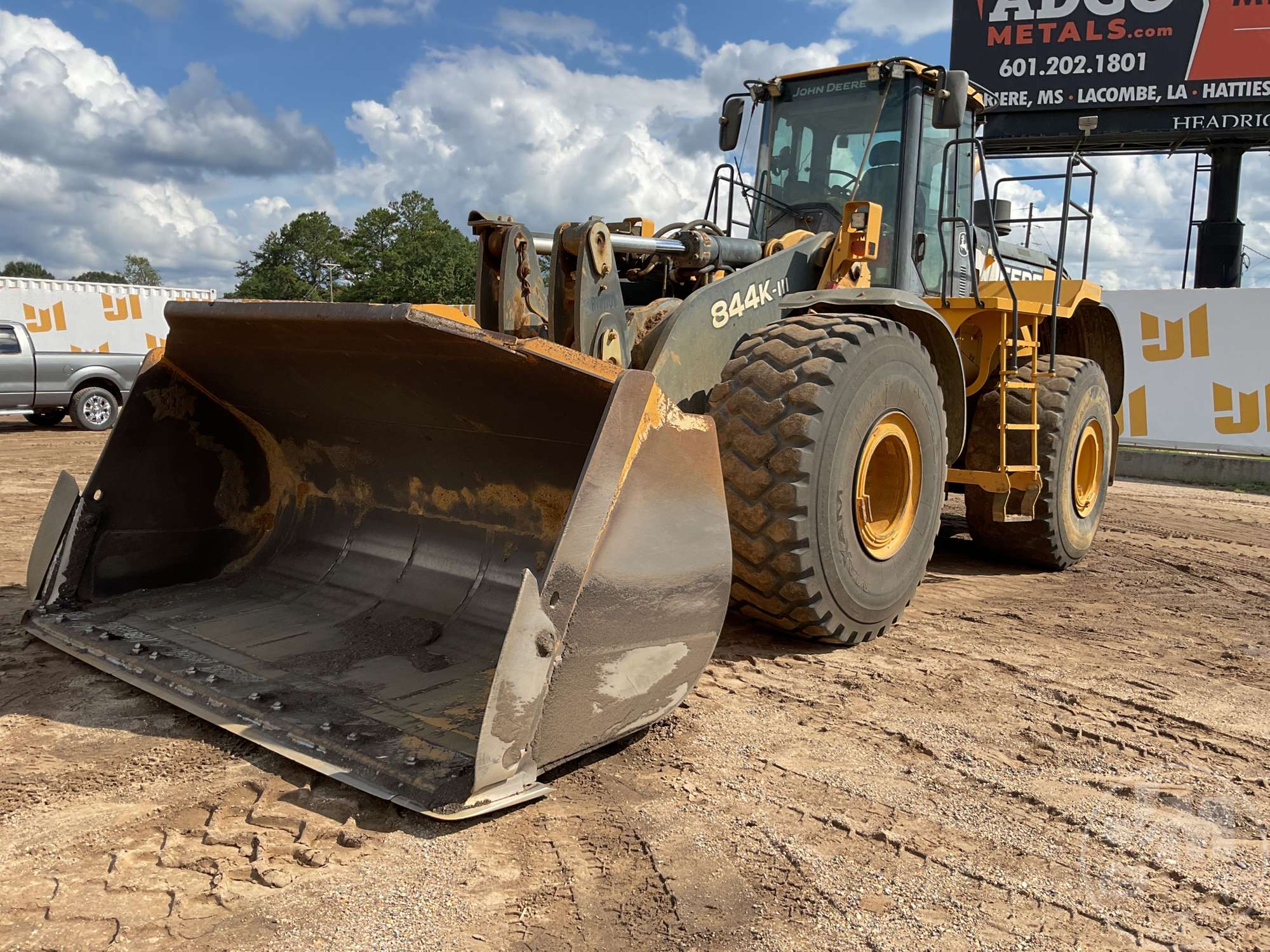 2017 John Deere 844K III