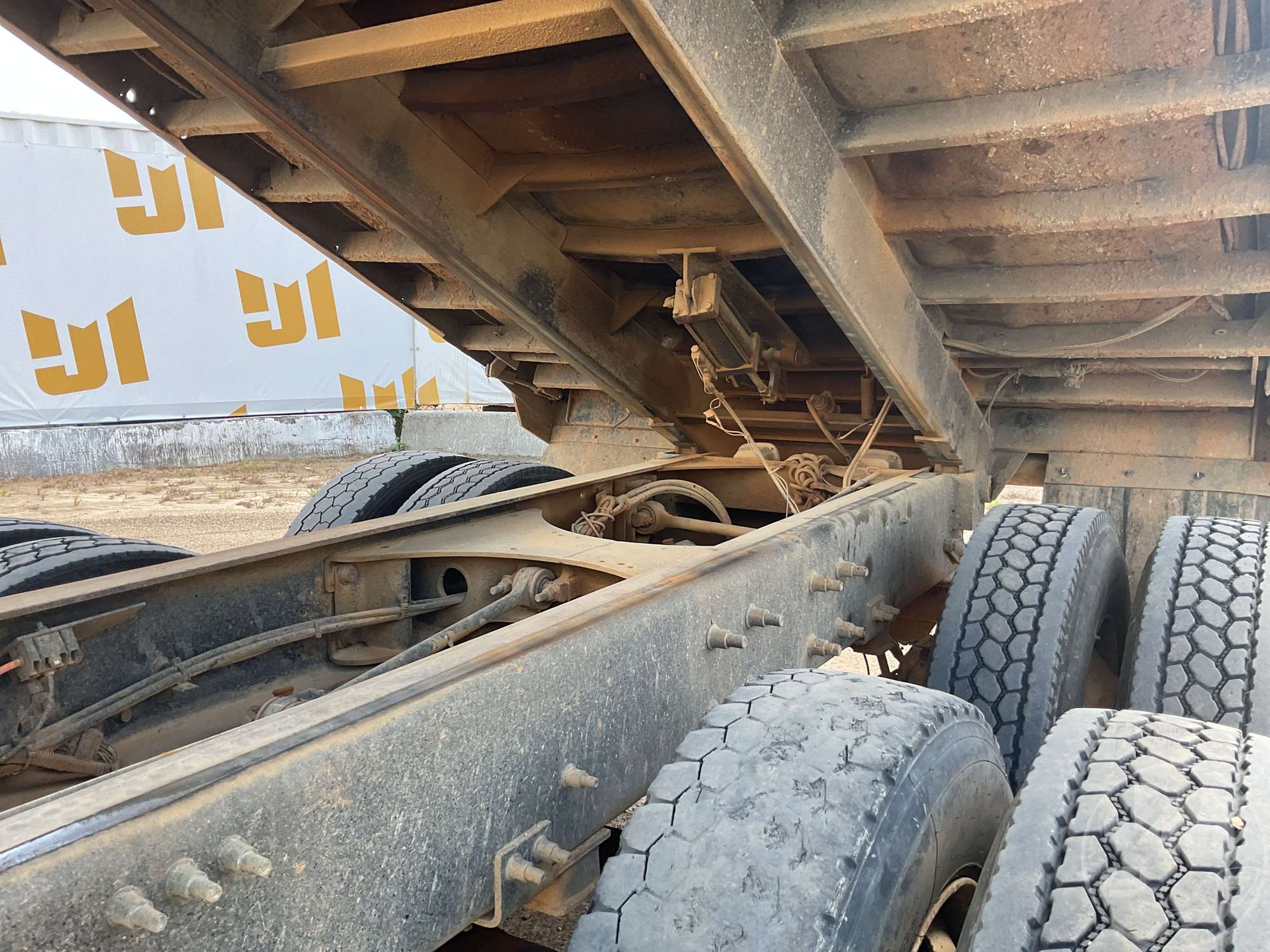 2007 Mack CTP GRANITE