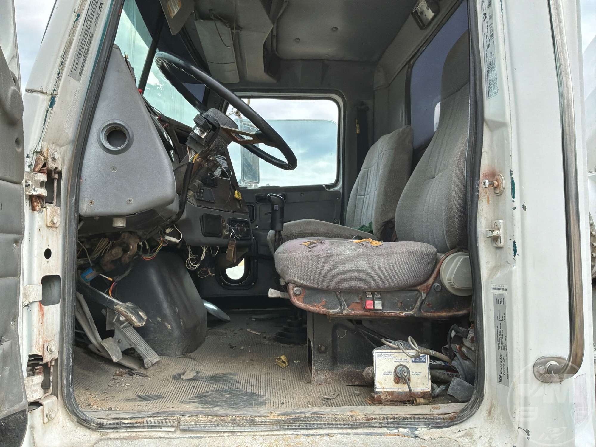 2001 Western Star 5800