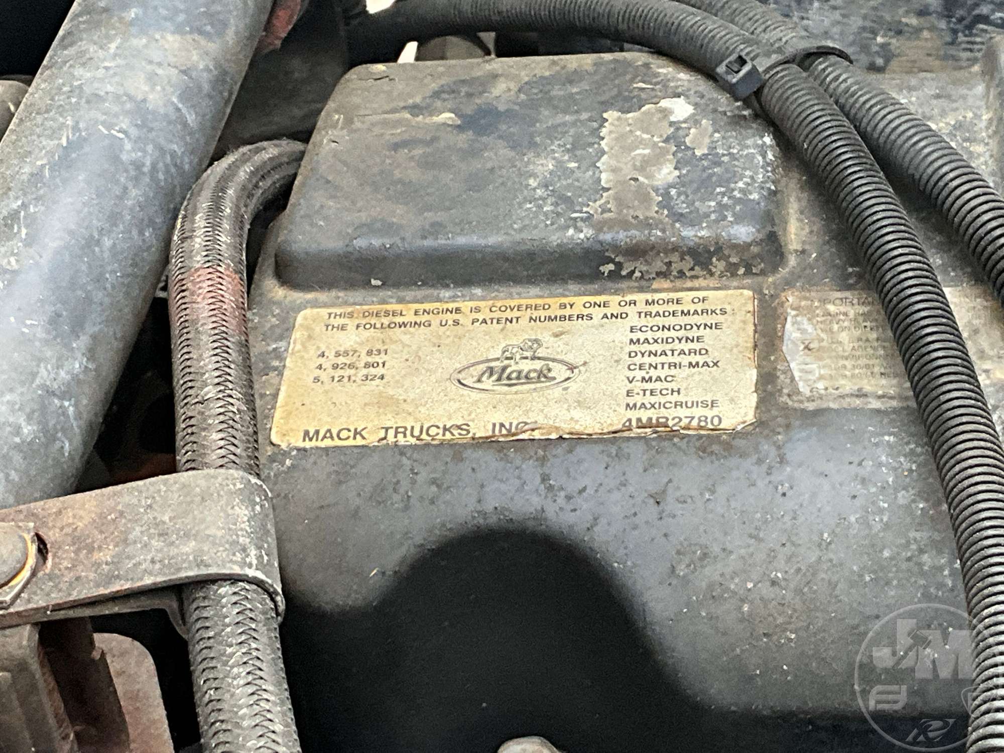 2005 Mack 613