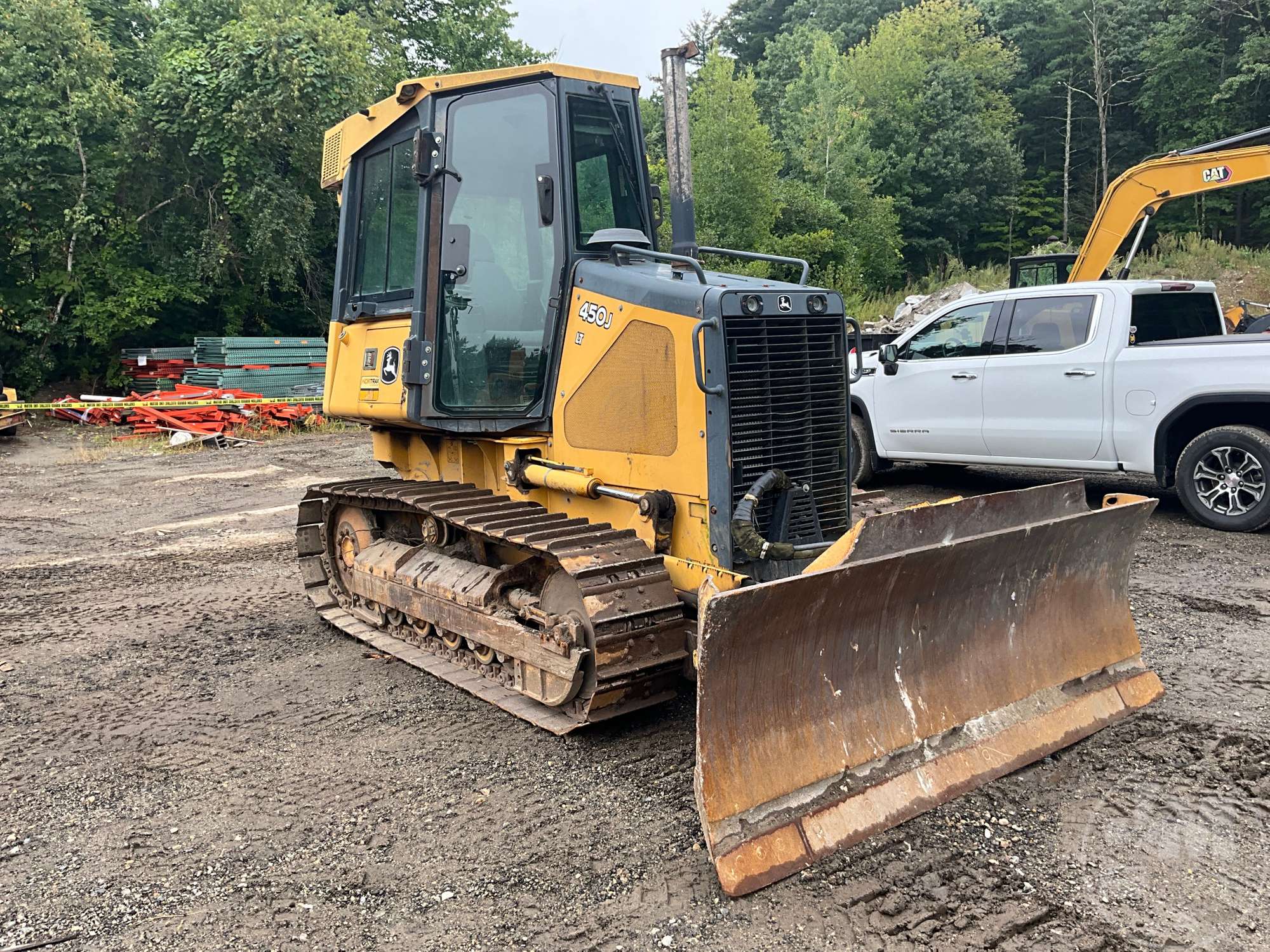 2005 John Deere 450J LT