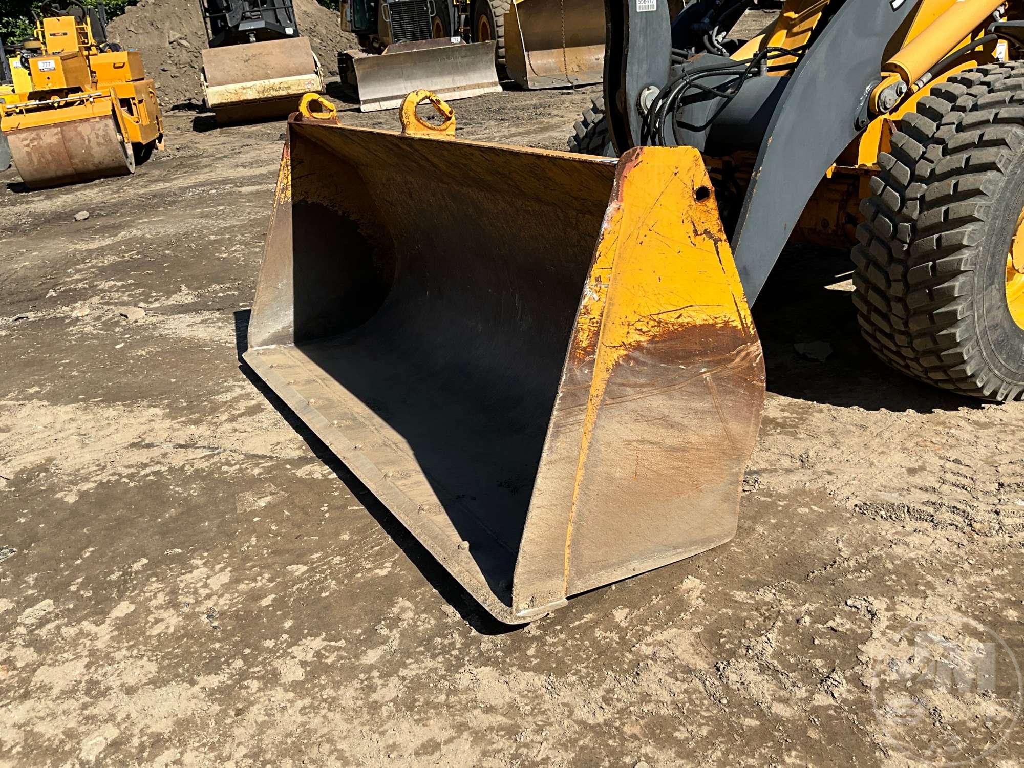 2017 John Deere 324K