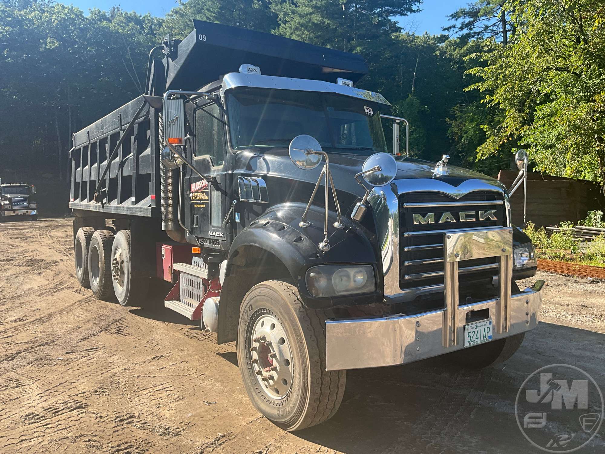 2009 Mack GU713