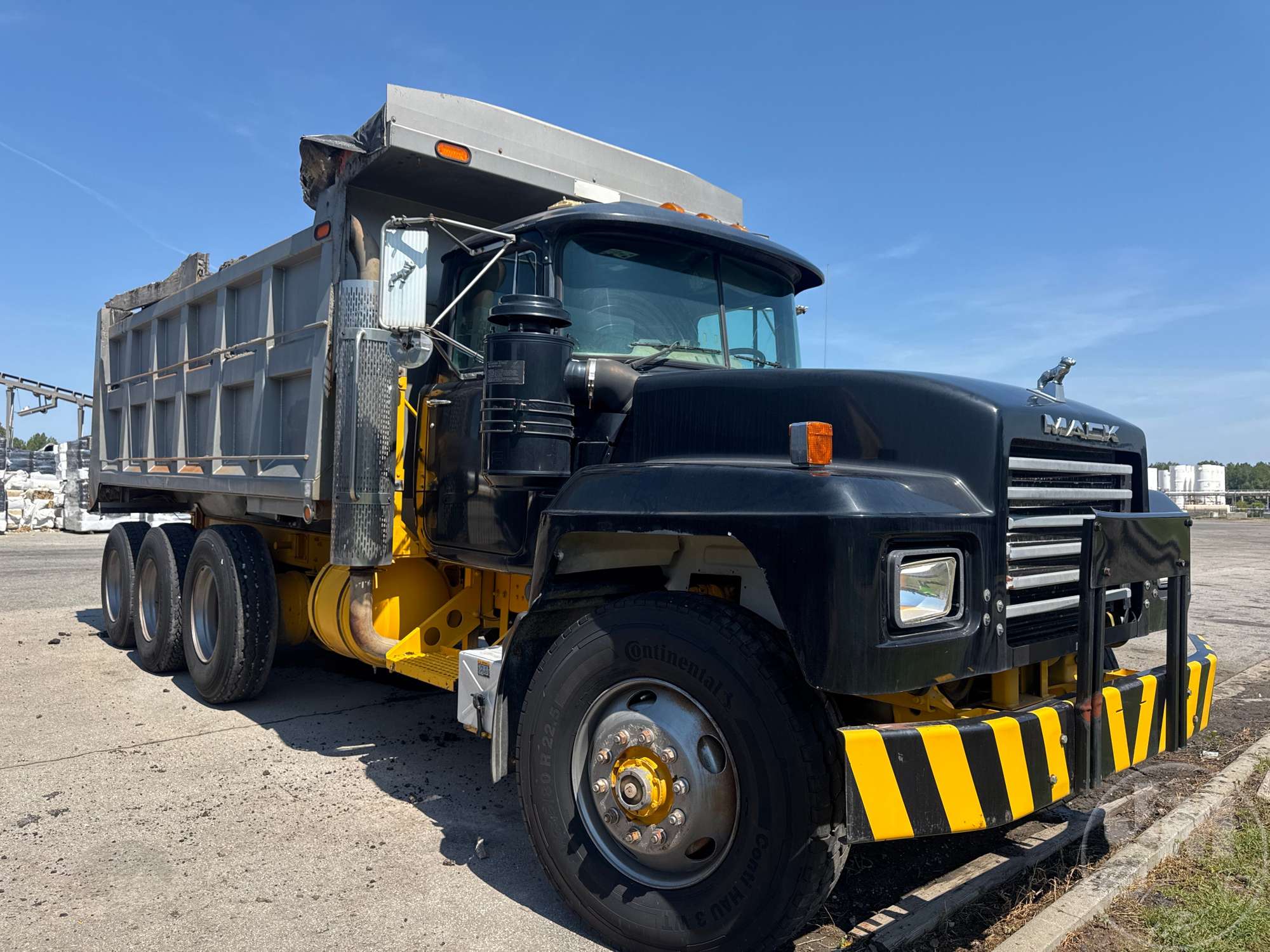 1996 Mack RD688S