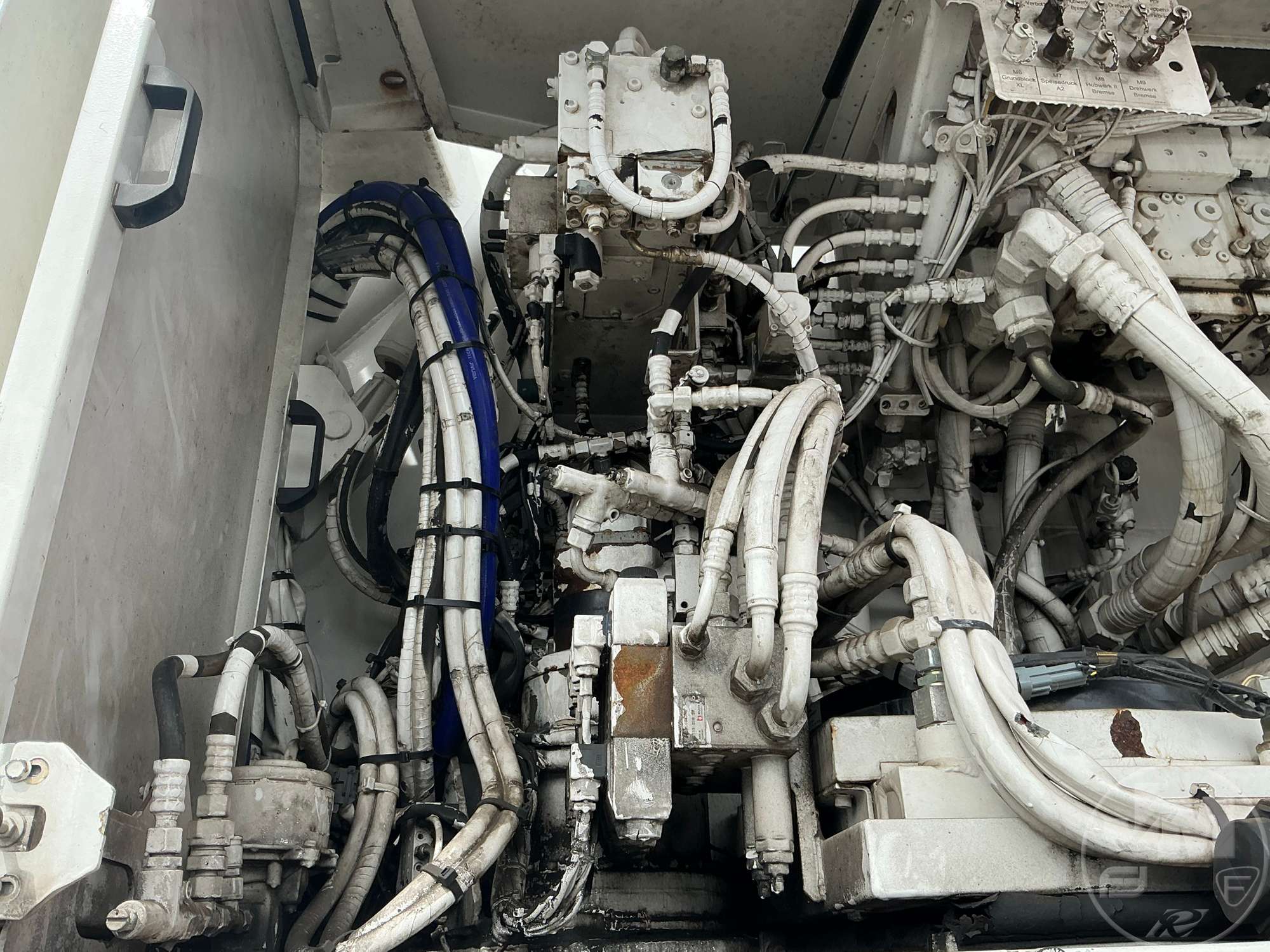 2007 Liebherr LTM1130