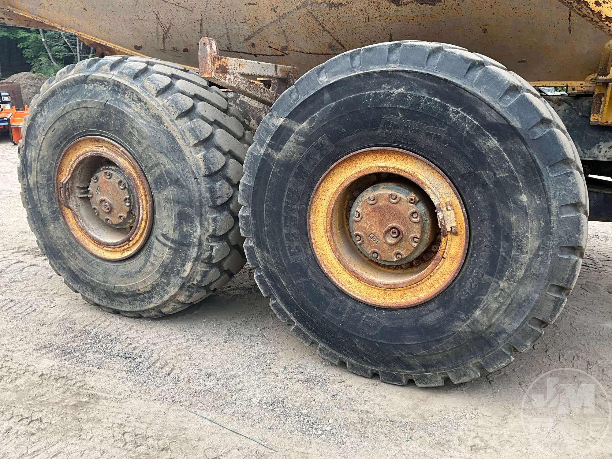 2006 Komatsu HM350-2