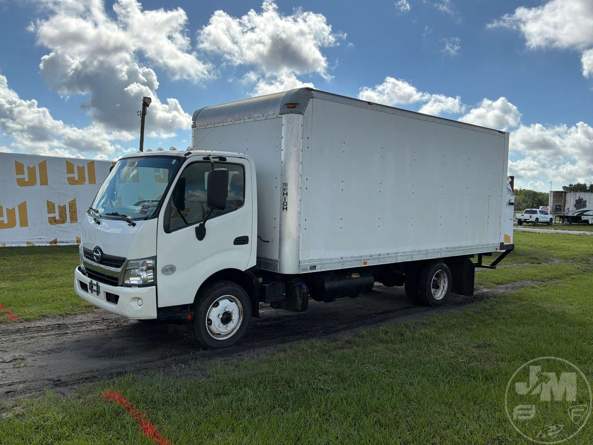 Photo of 2017 Hino 195