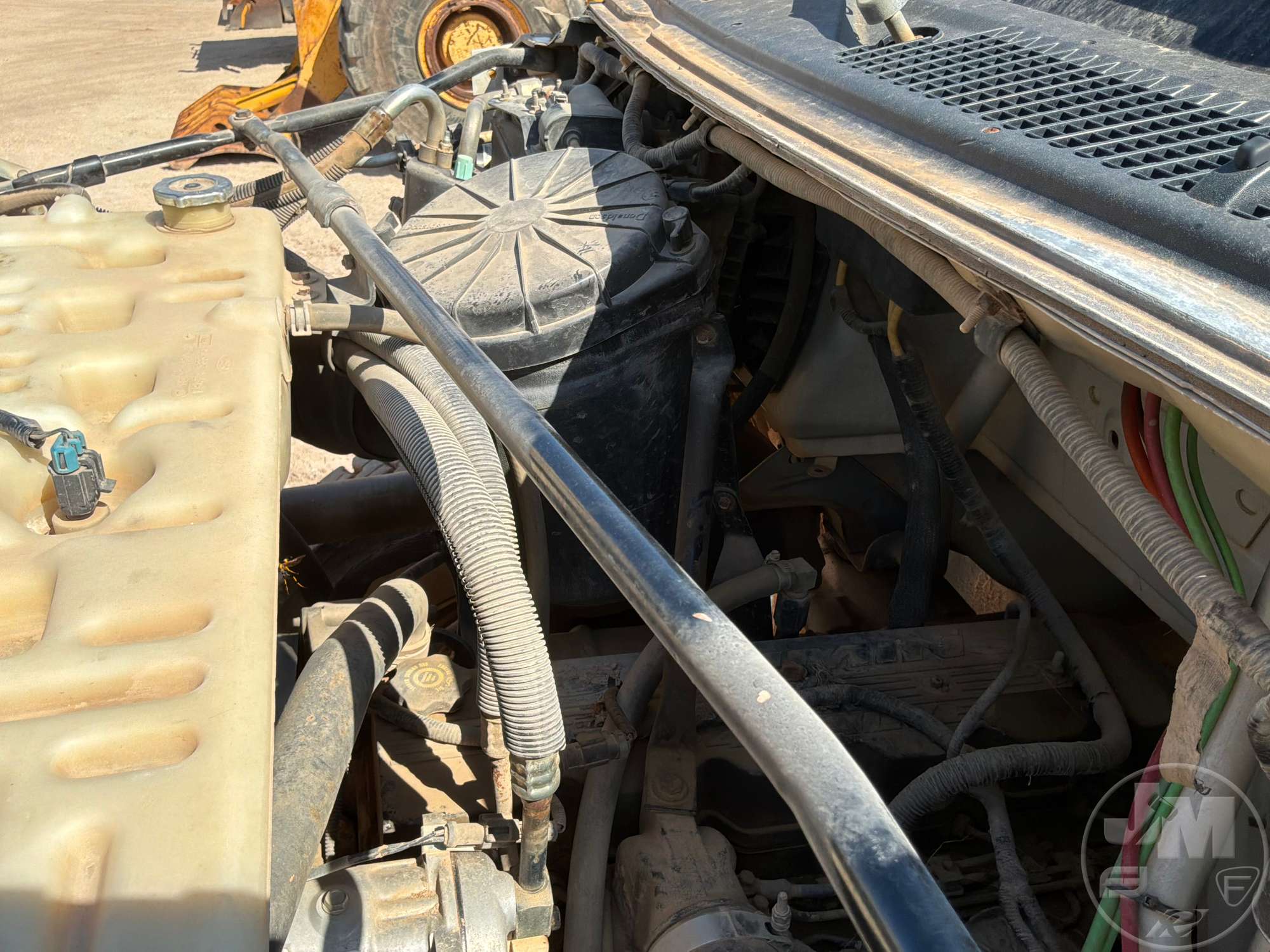 2002 Ford F750