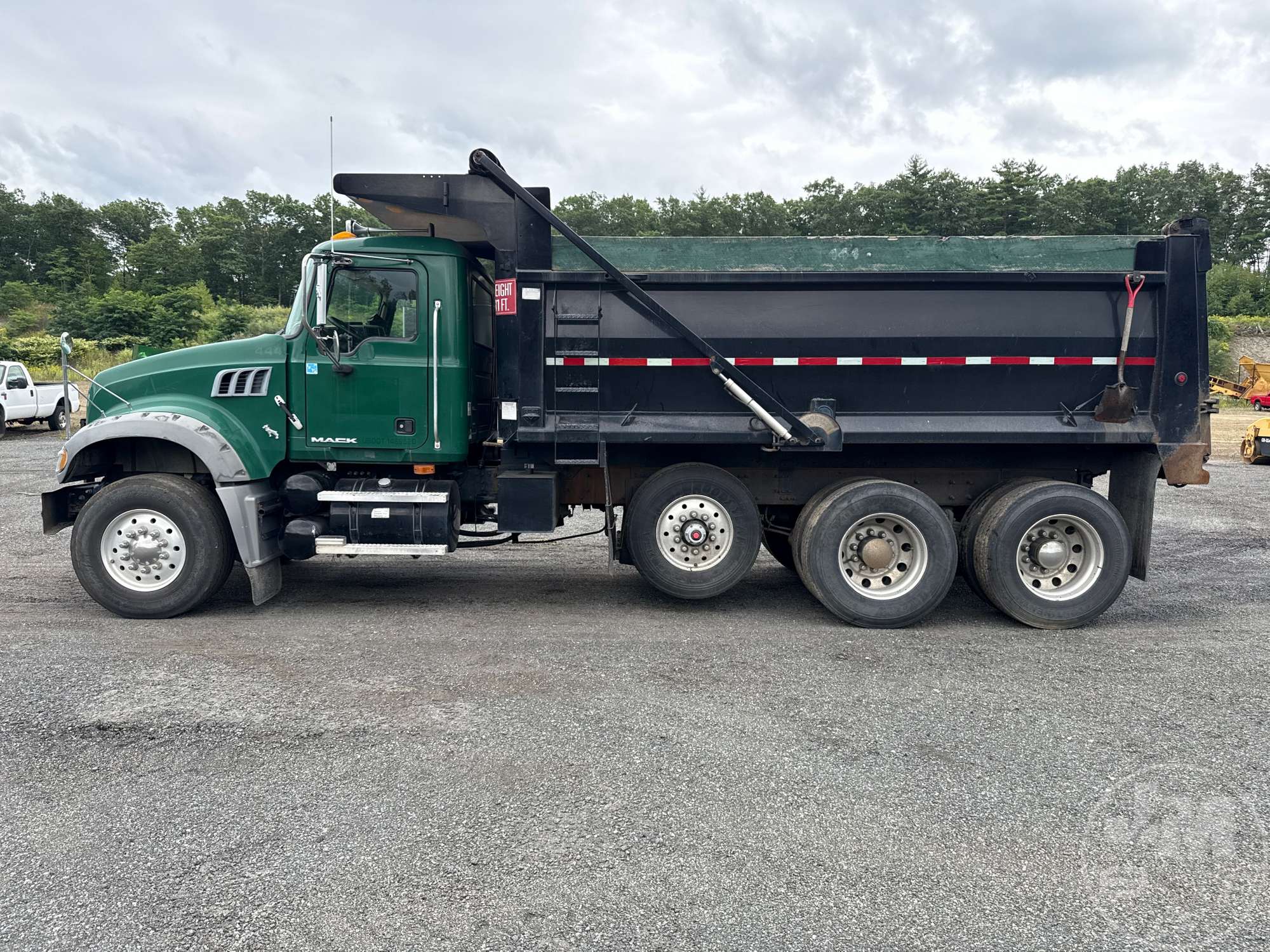 2007 Mack CTP GRANITE