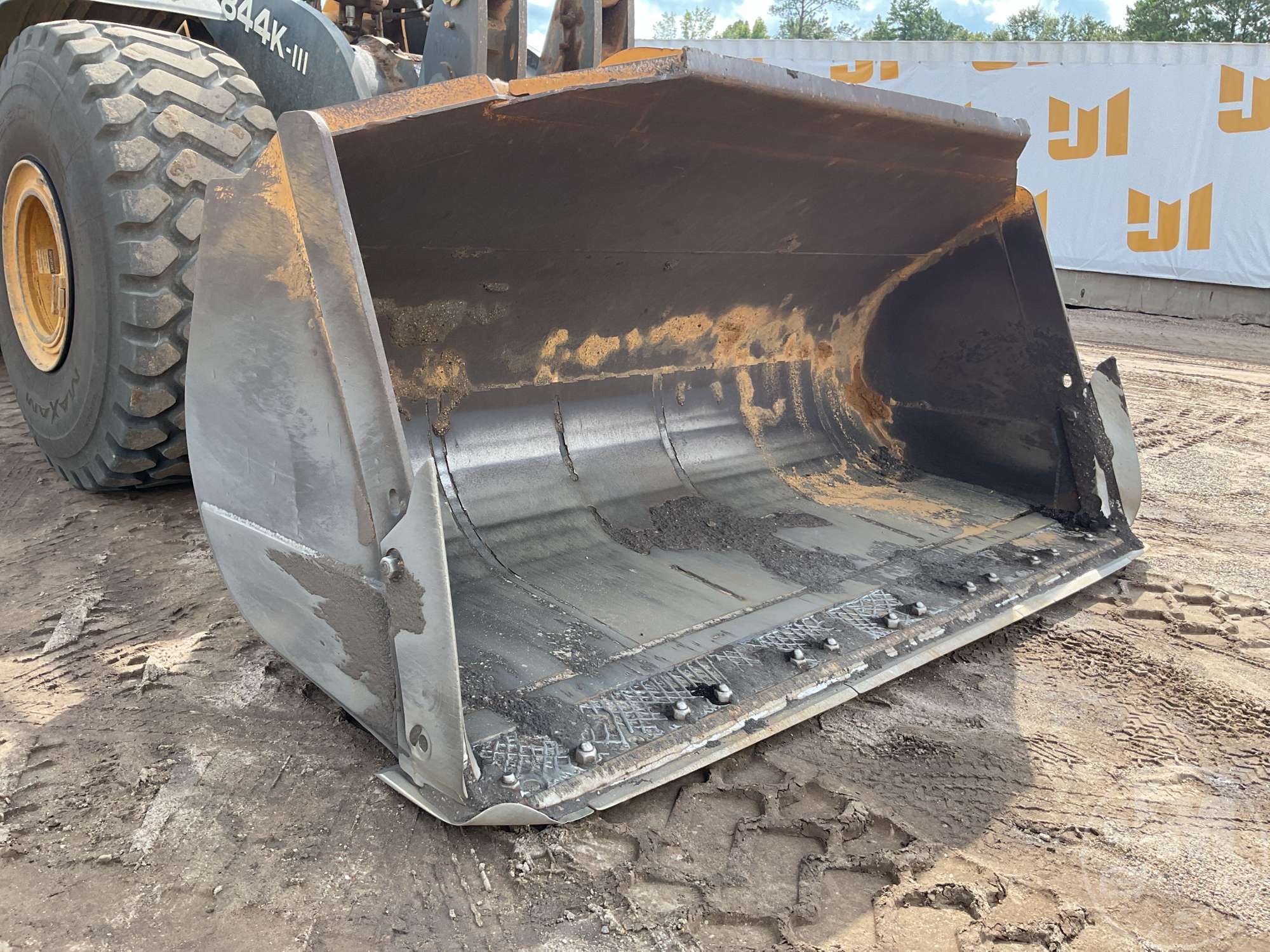 2017 John Deere 844K III
