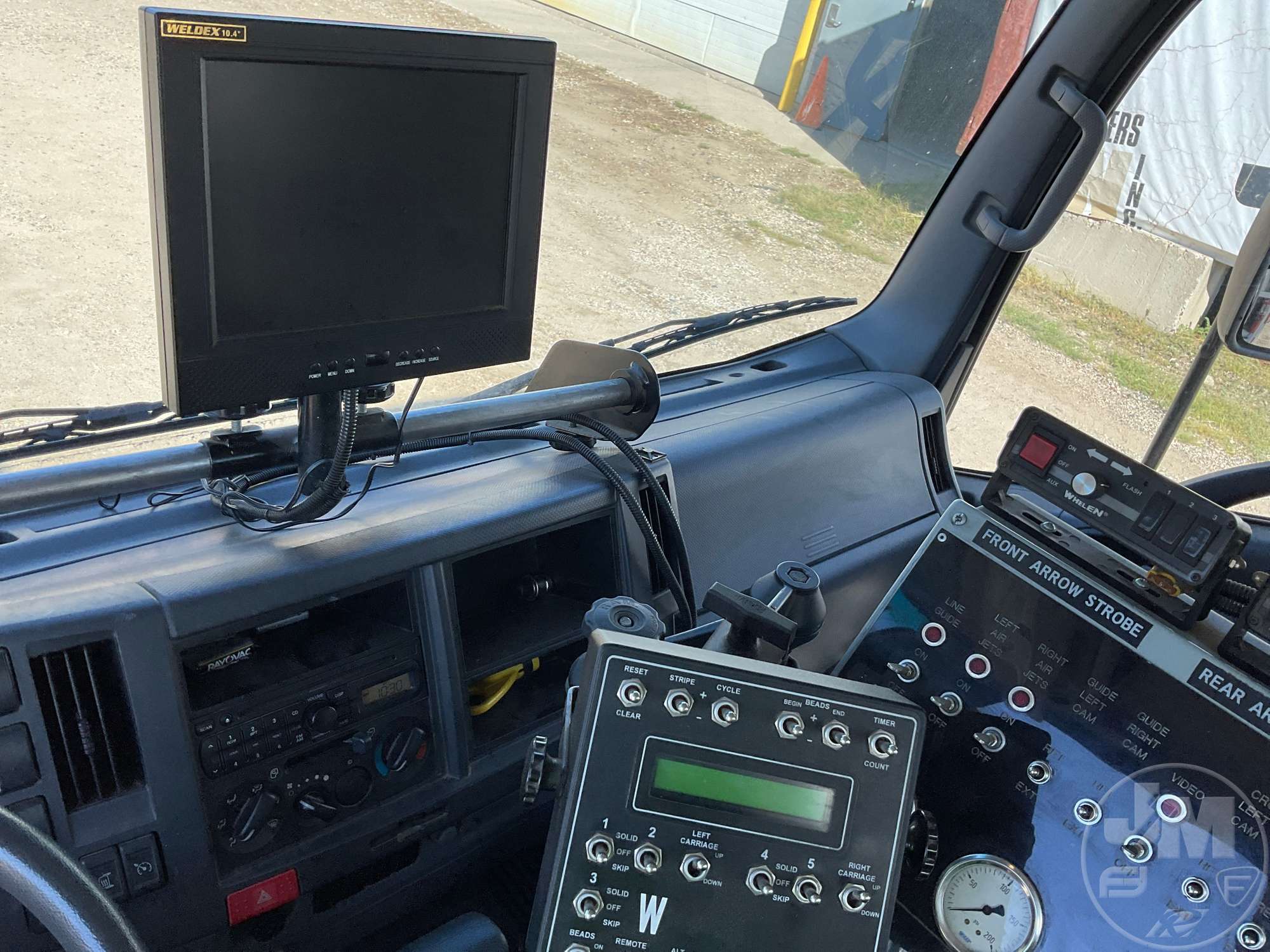 2012 Isuzu NRR