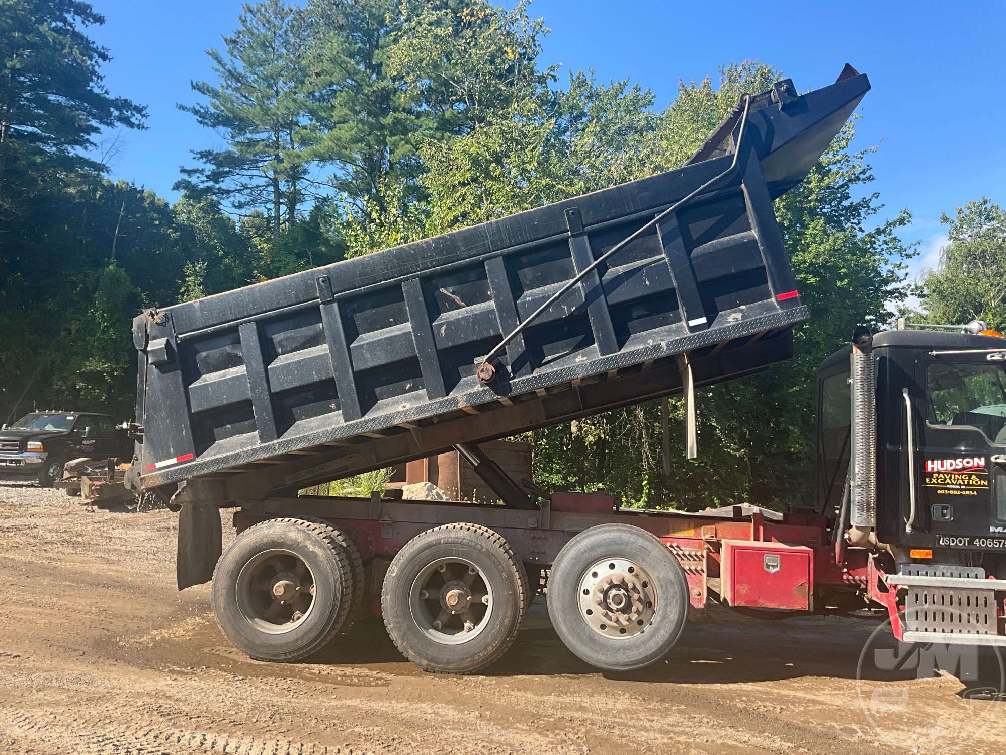 2009 Mack GU713