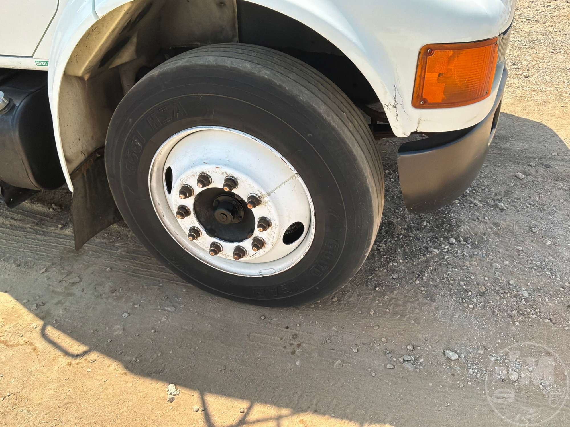 2001 International 4700