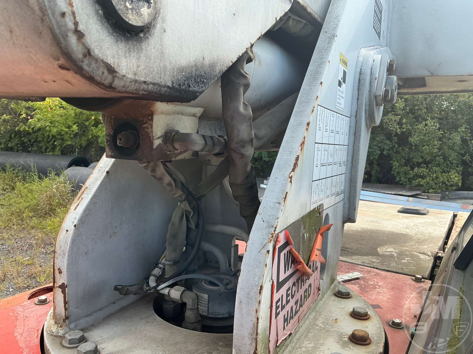2004 Shuttlelift 3340 B