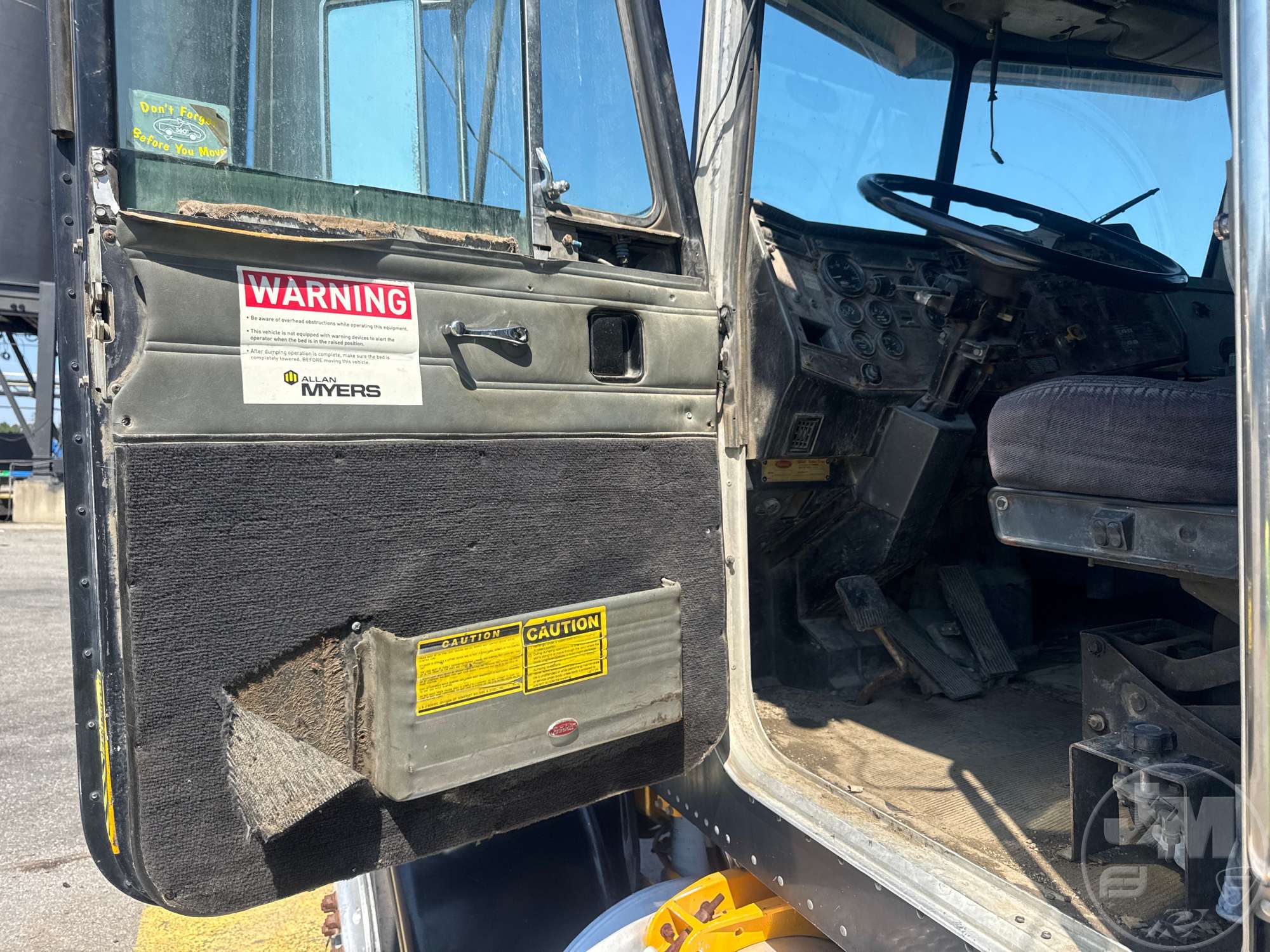 1996 Peterbilt 357