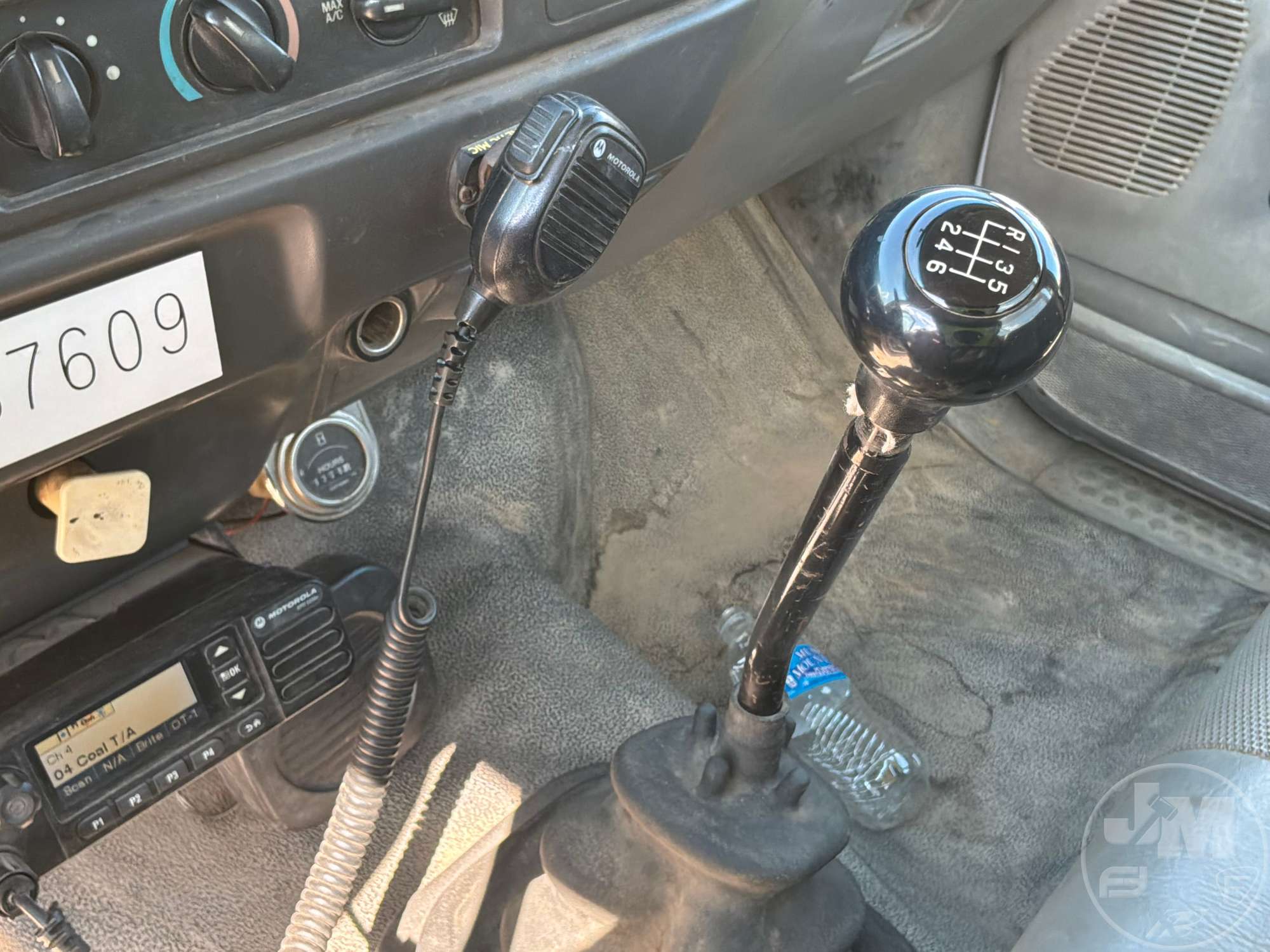 2002 Ford F750
