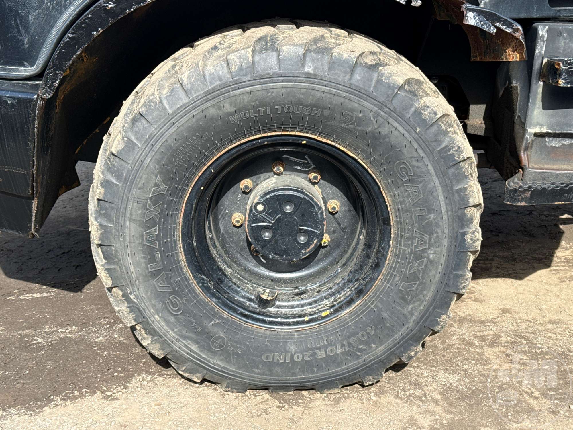 2000 John Deere 304H