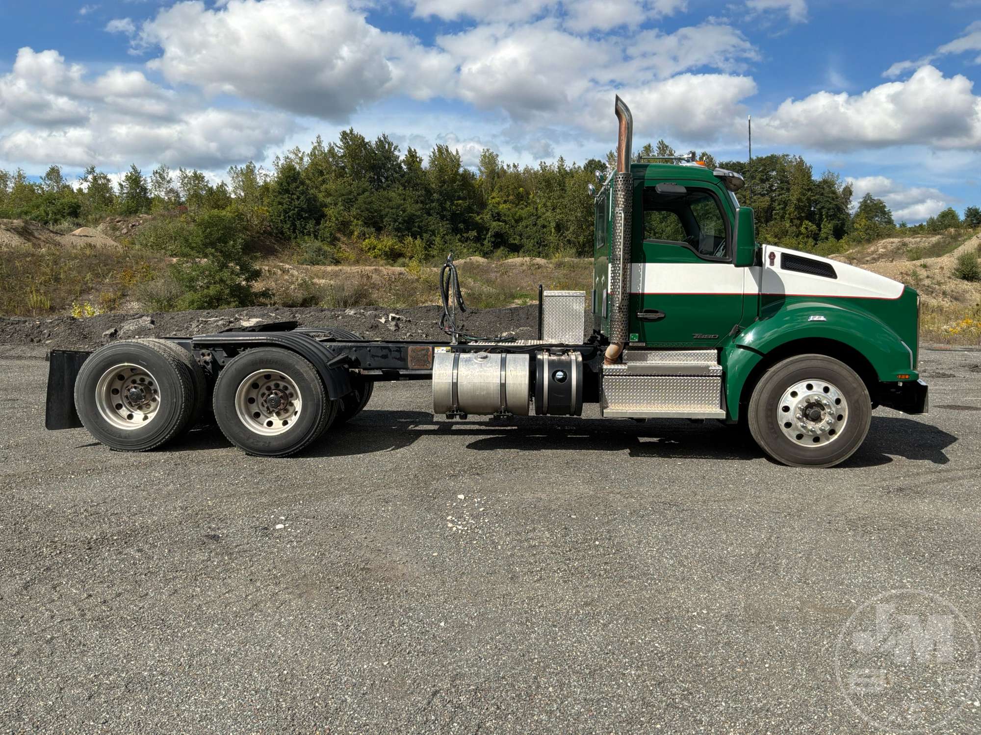 2020 Kenworth T880