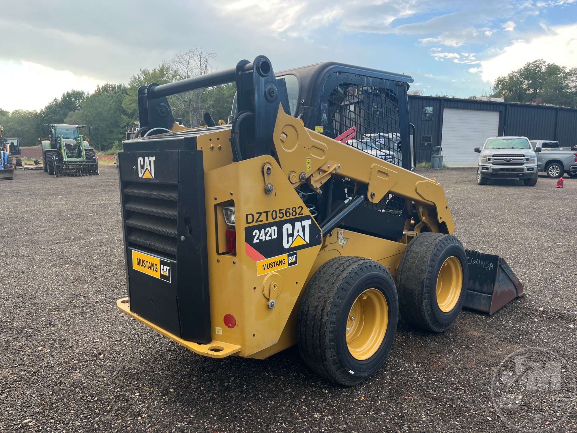 2020 Caterpillar 242D