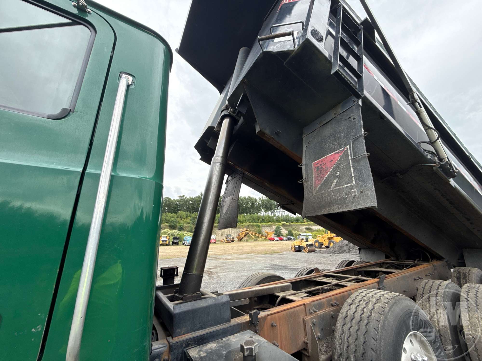 2007 Mack CTP GRANITE