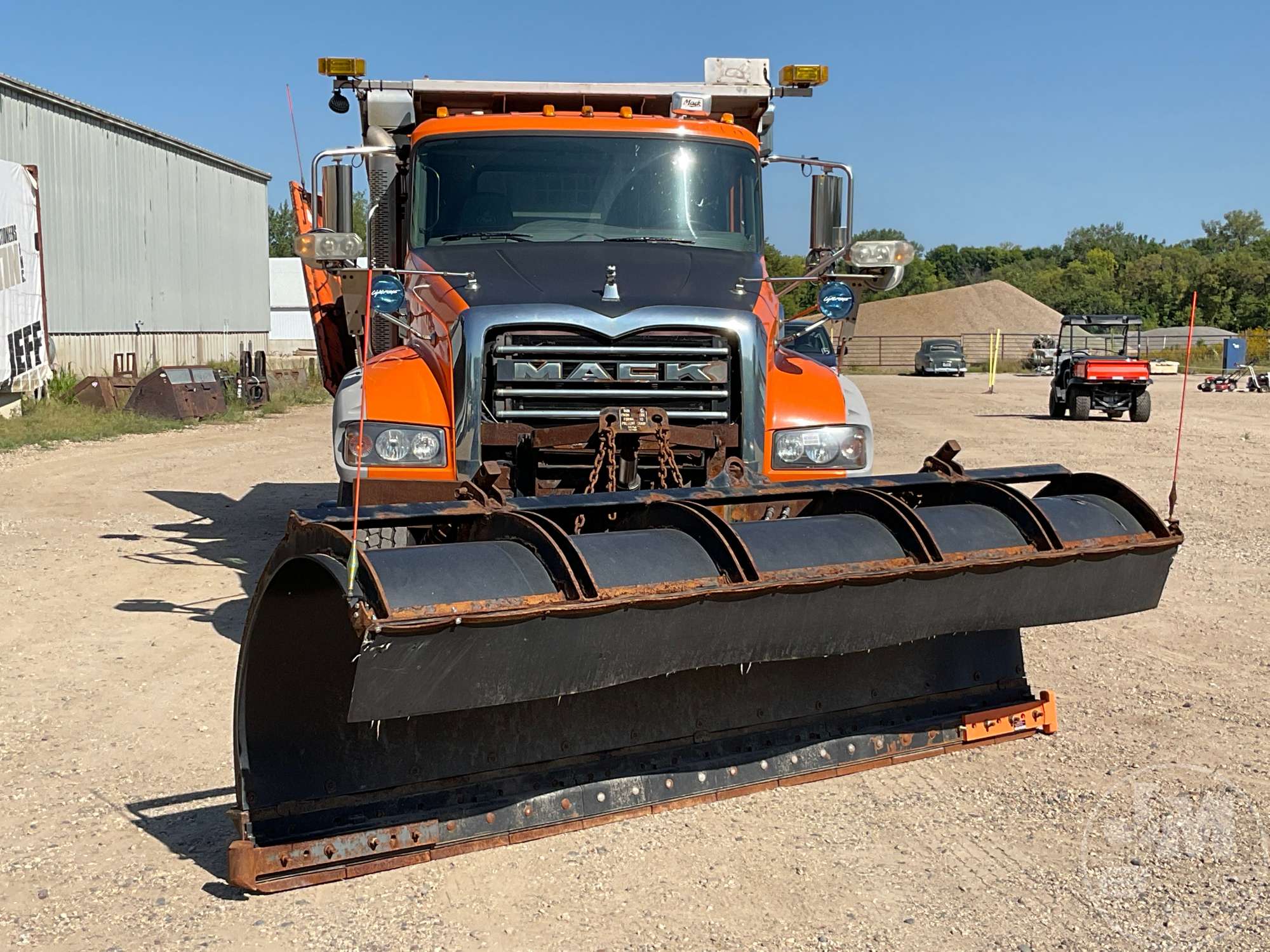 2014 Mack GU GRANITE
