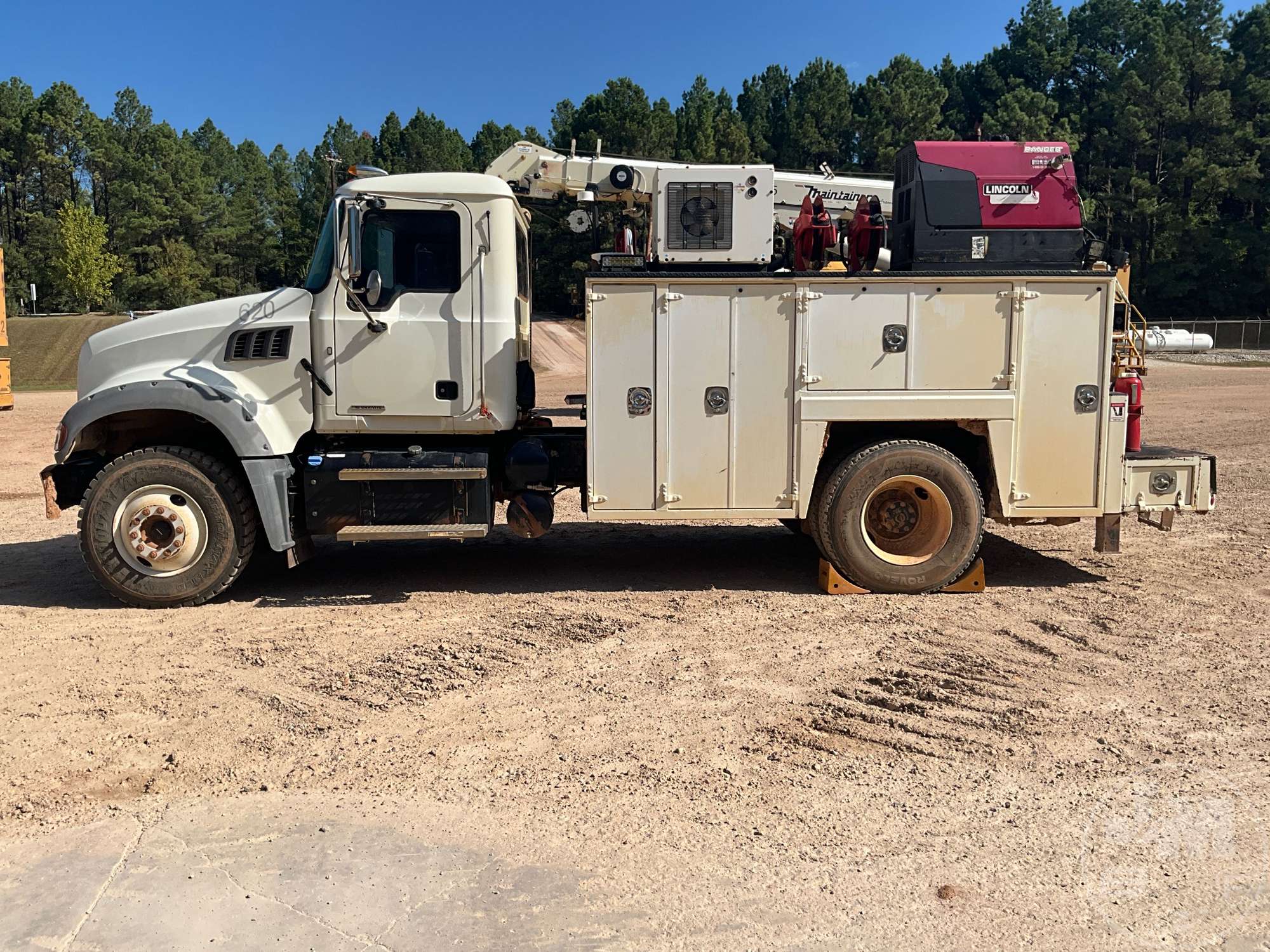 2019 Mack GRANITE