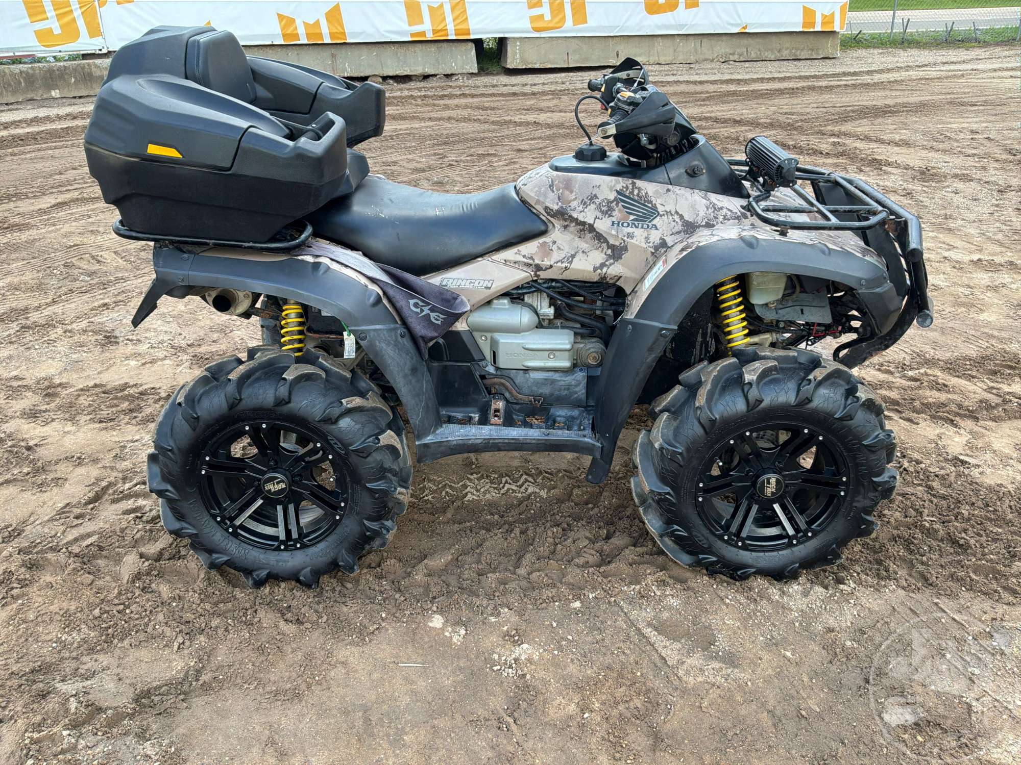 2004 Honda  TRX 680 FA