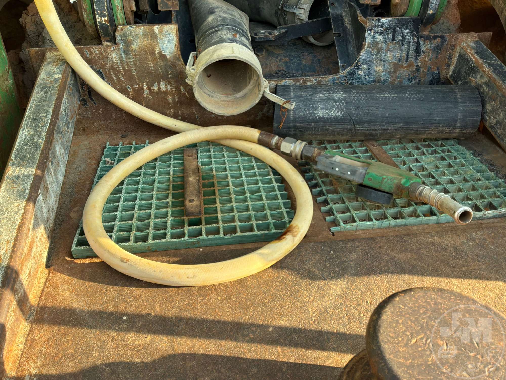 0 John Deere 648H