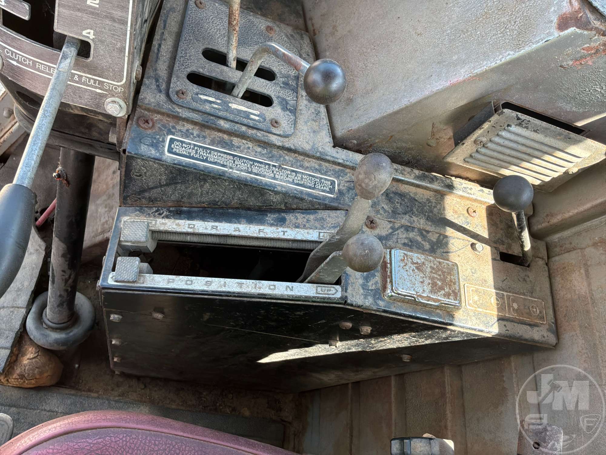 1981 Massey Ferguson 2675