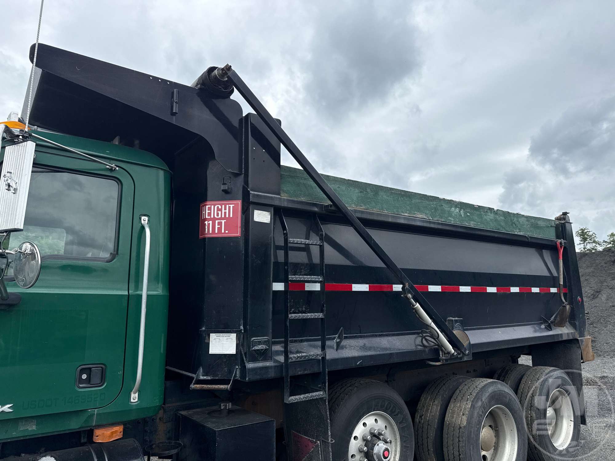 2007 Mack CTP GRANITE