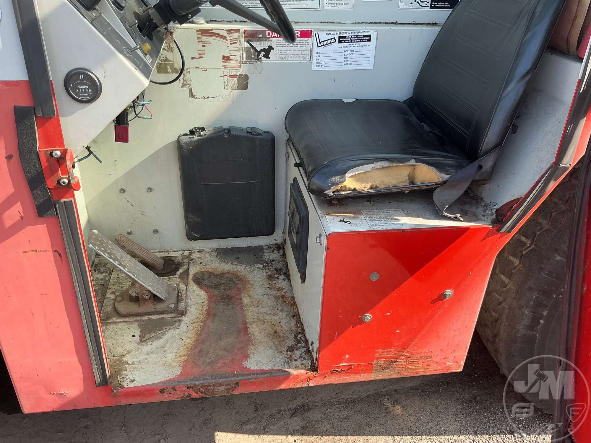 2004 Shuttlelift 5560B